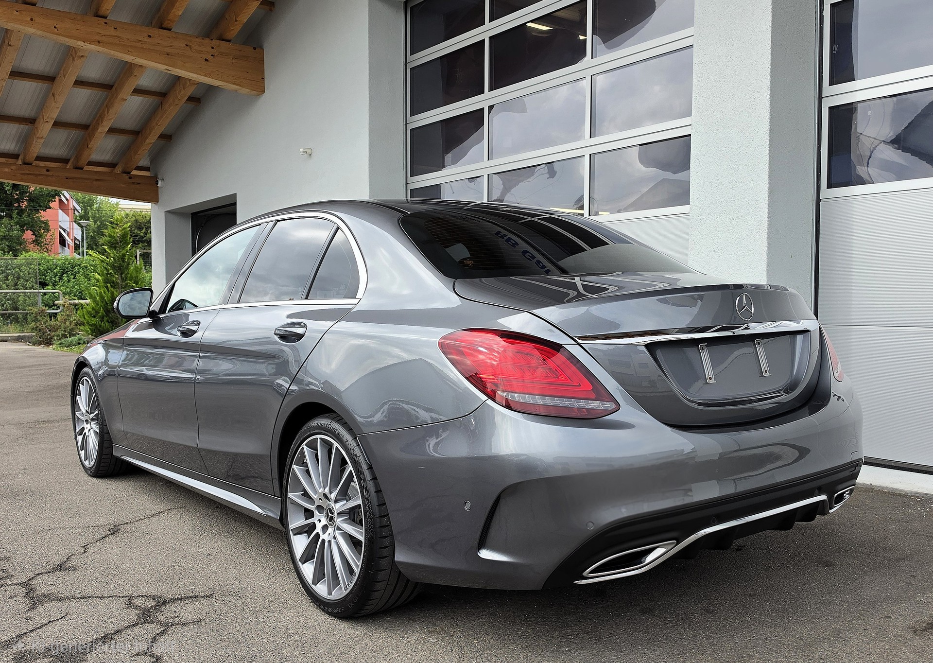 MERCEDES-BENZ C 220 d AMG Line 9G-Tronic-showroom-element-2