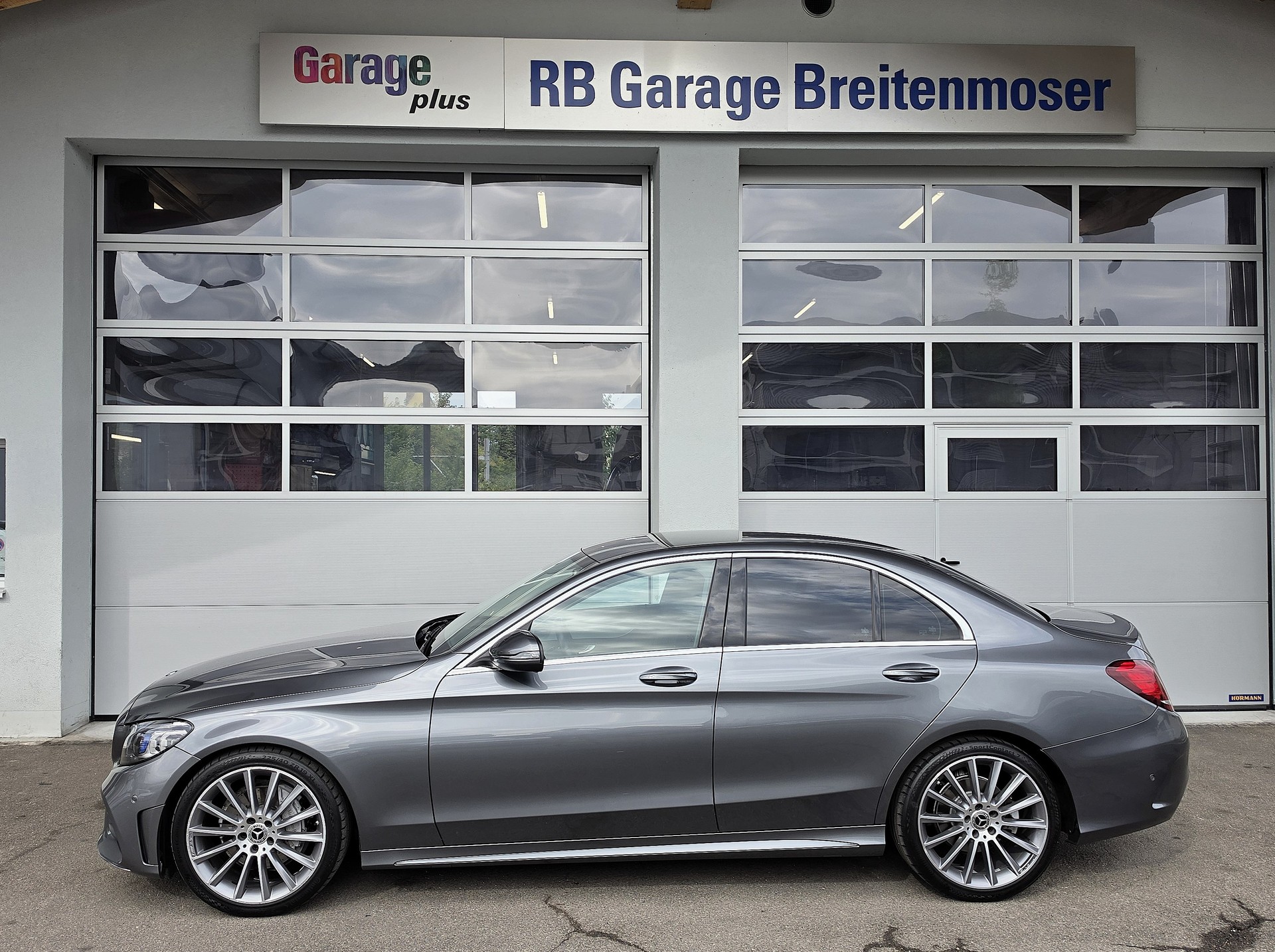 MERCEDES-BENZ C 220 d AMG Line 9G-Tronic