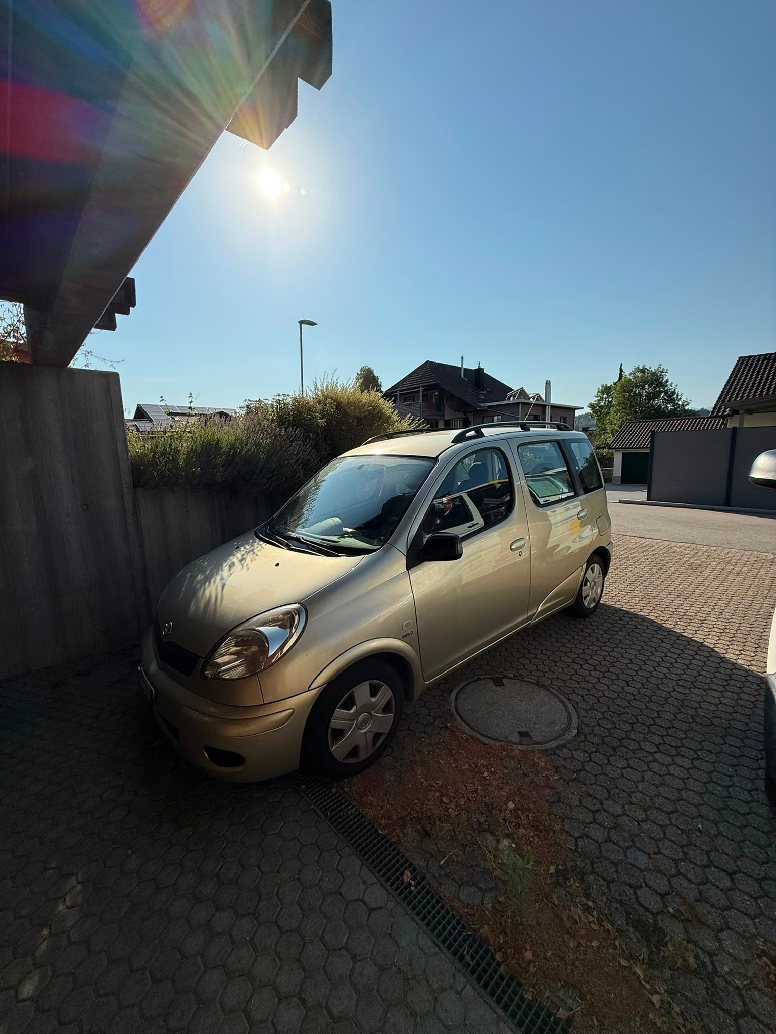 TOYOTA 1.3 16V Linea Luna