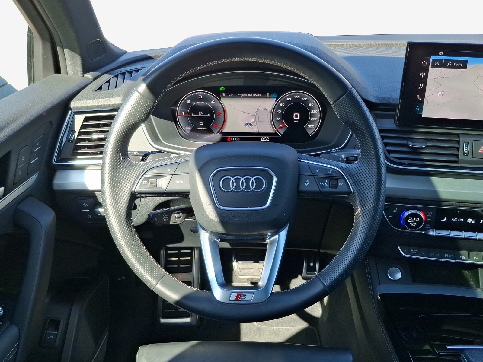 AUDI Q5 40 TDI Black Edition quattro S-tronic-image-9