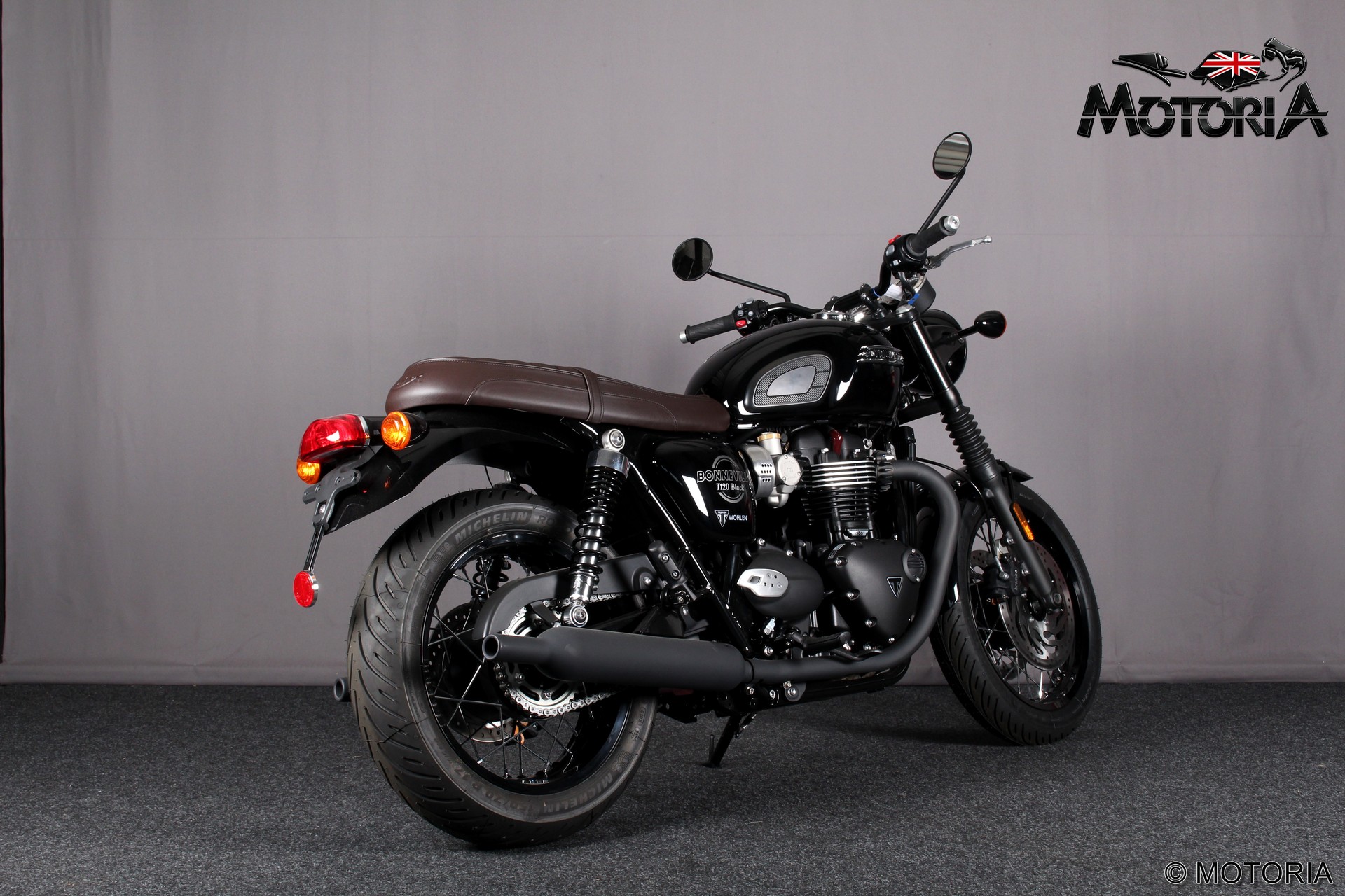 TRIUMPH Bonneville T120 Black (MY26)-image-2