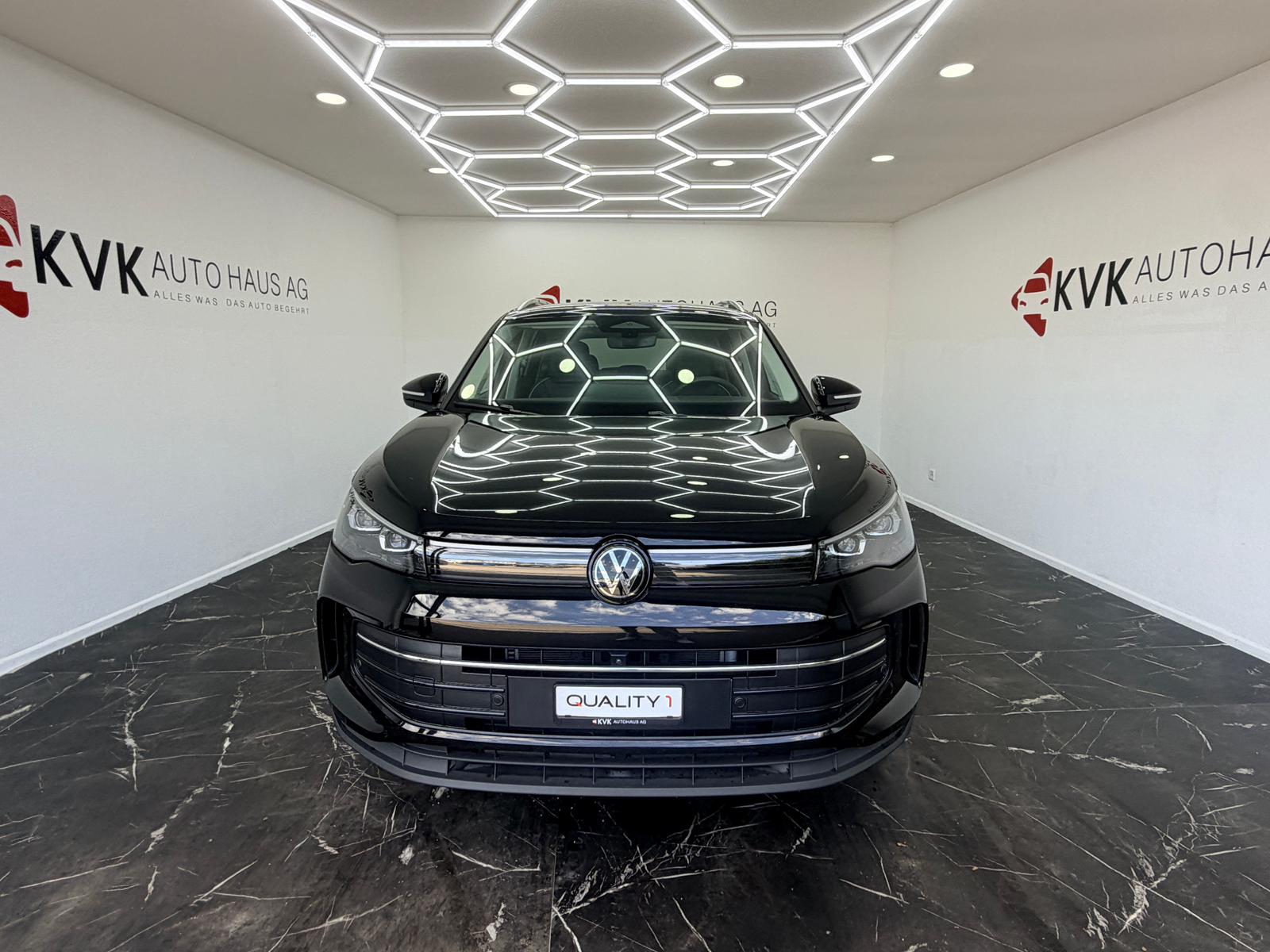 VW Tiguan 2.0 TSI DSG Life 4Motion | Neuwagenzustand | CH-Fahrzeug |-showroom-element-2