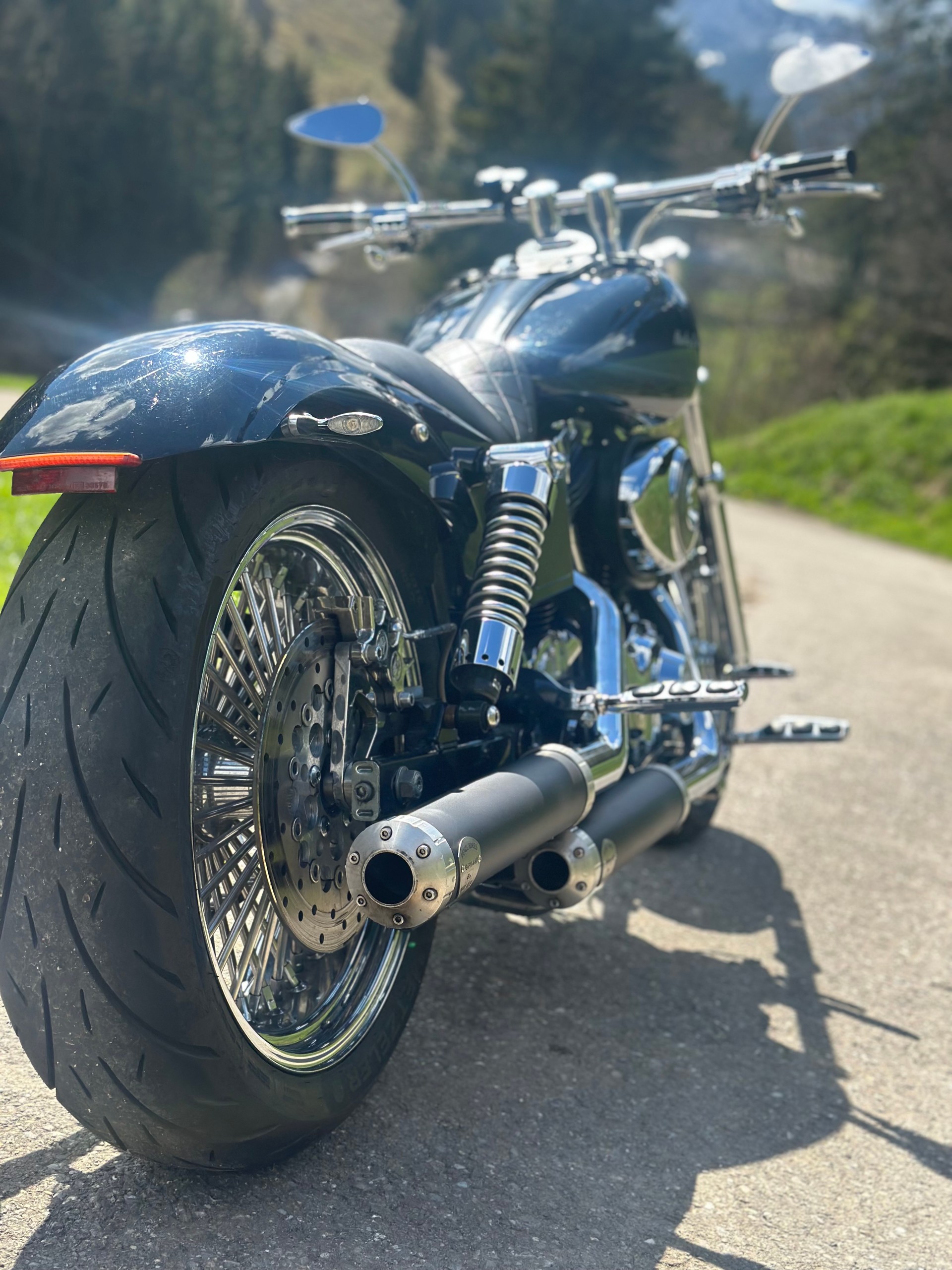 HARLEY-DAVIDSON Dyna-image-4