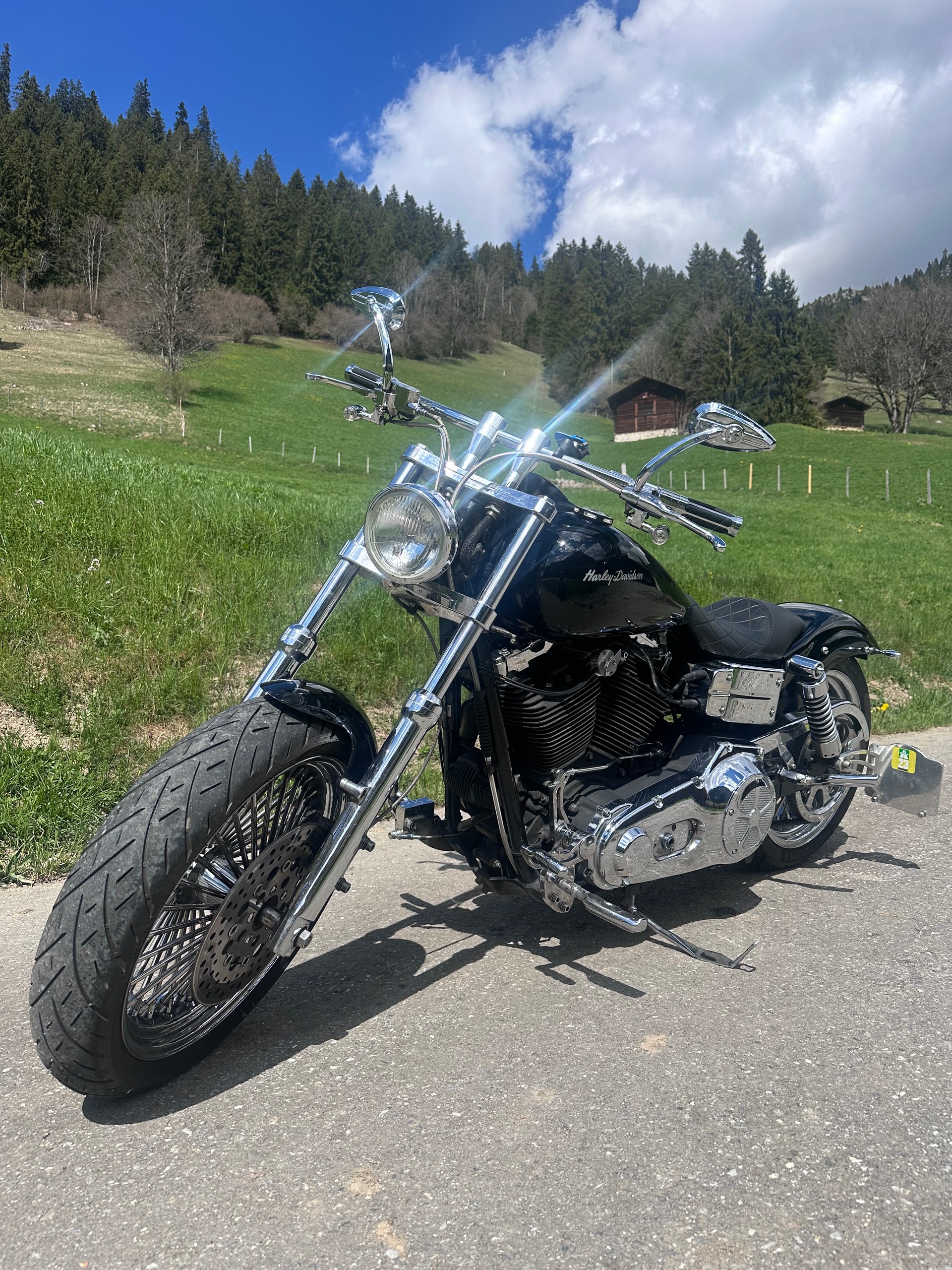 HARLEY-DAVIDSON Dyna-image-0