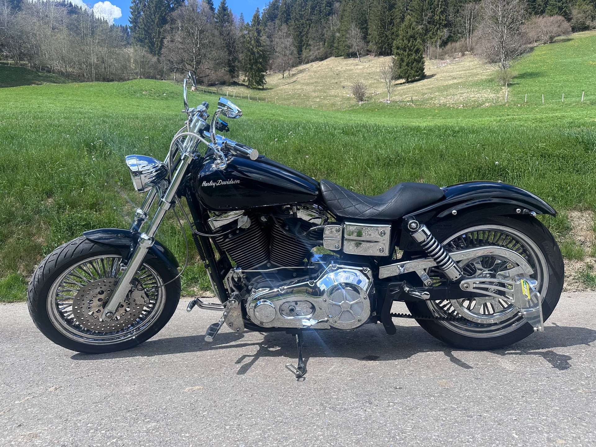 HARLEY-DAVIDSON Dyna-image-1