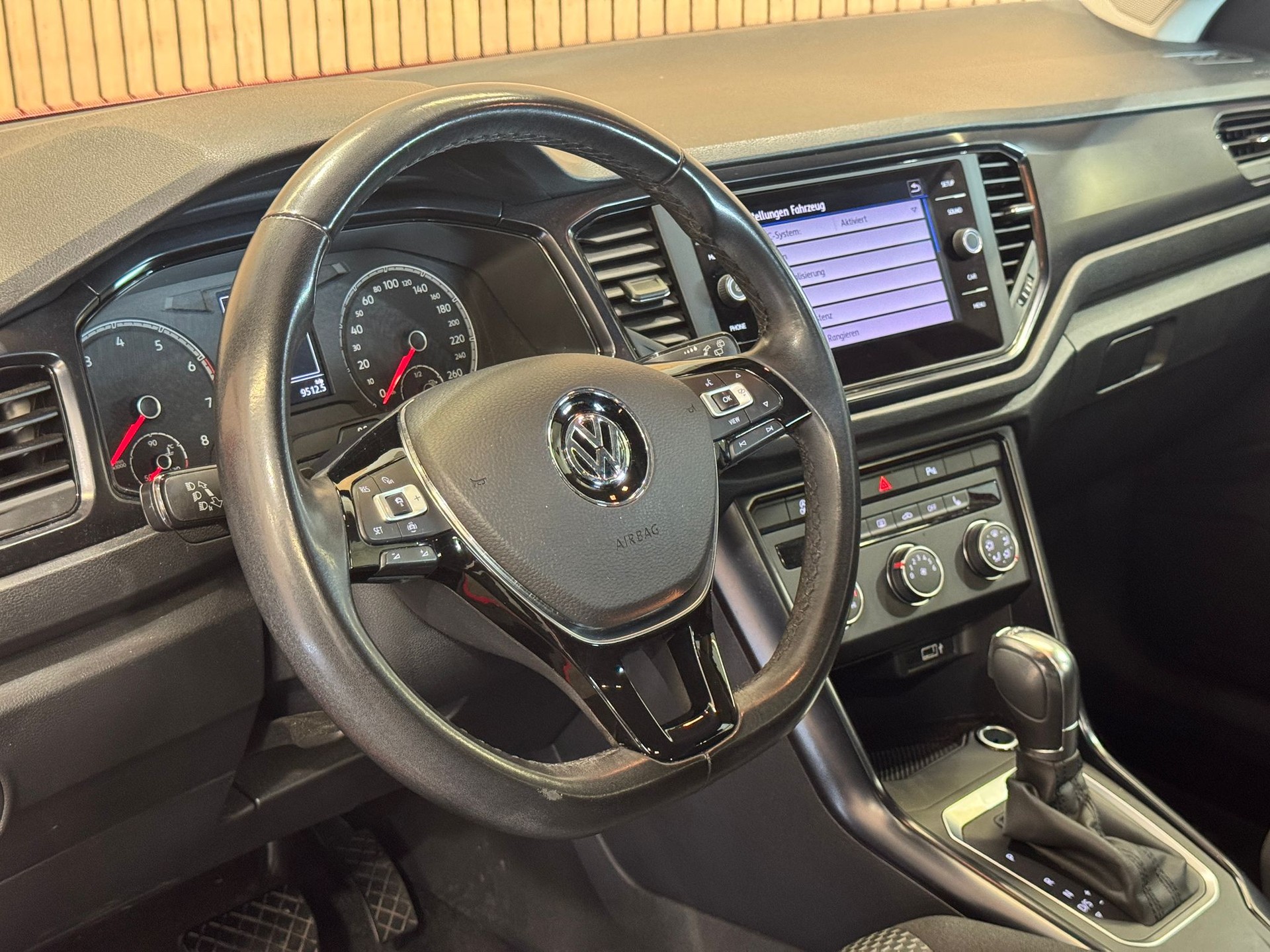 VW T-Roc 1.5 TSI EVO Advance DSG-image-12