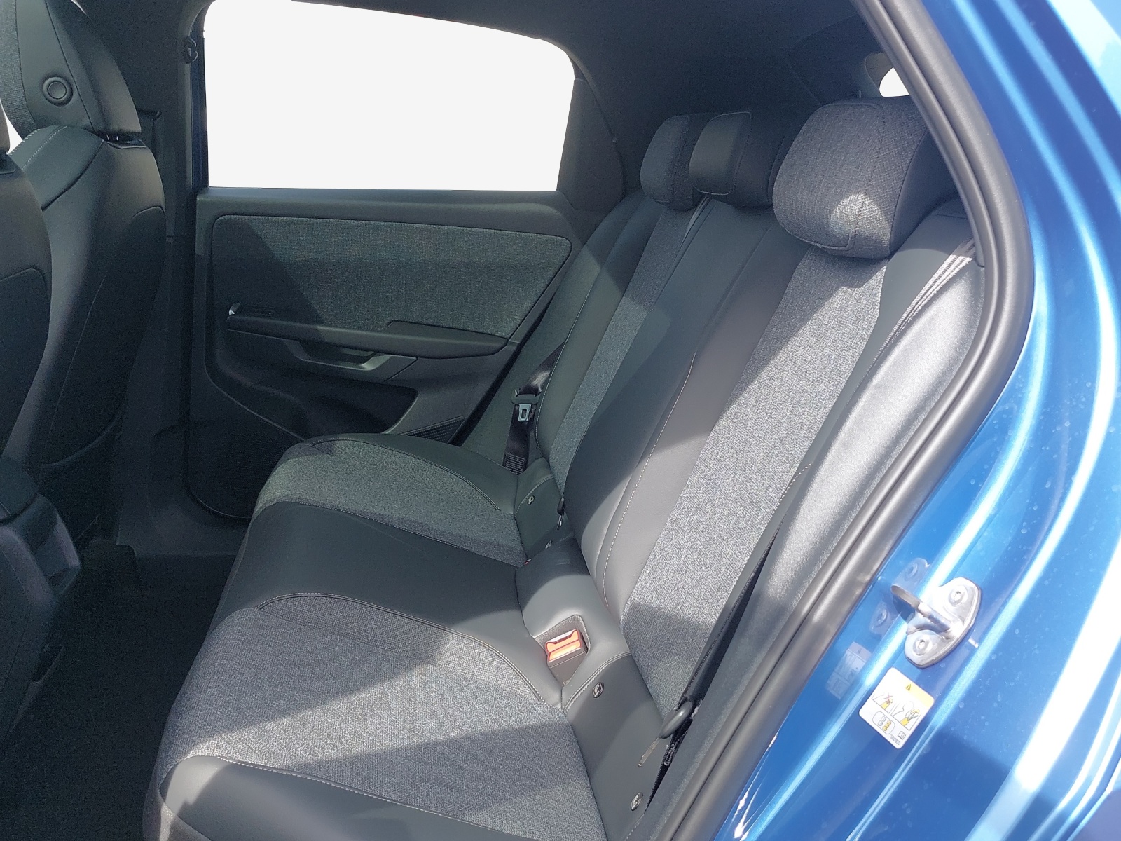 VW ID.Polo 52 kWh Style Edition One Plus-image-11