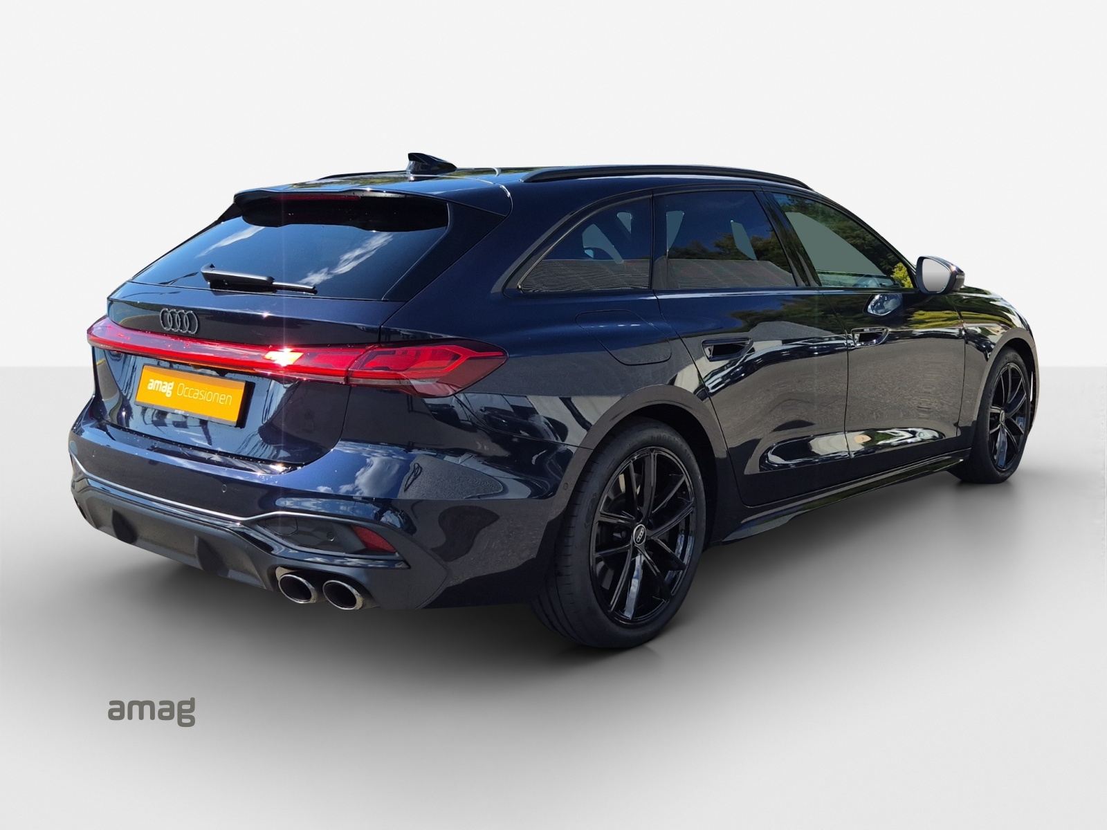 AUDI S5 Avant TFSI quattro S tronic-image-4