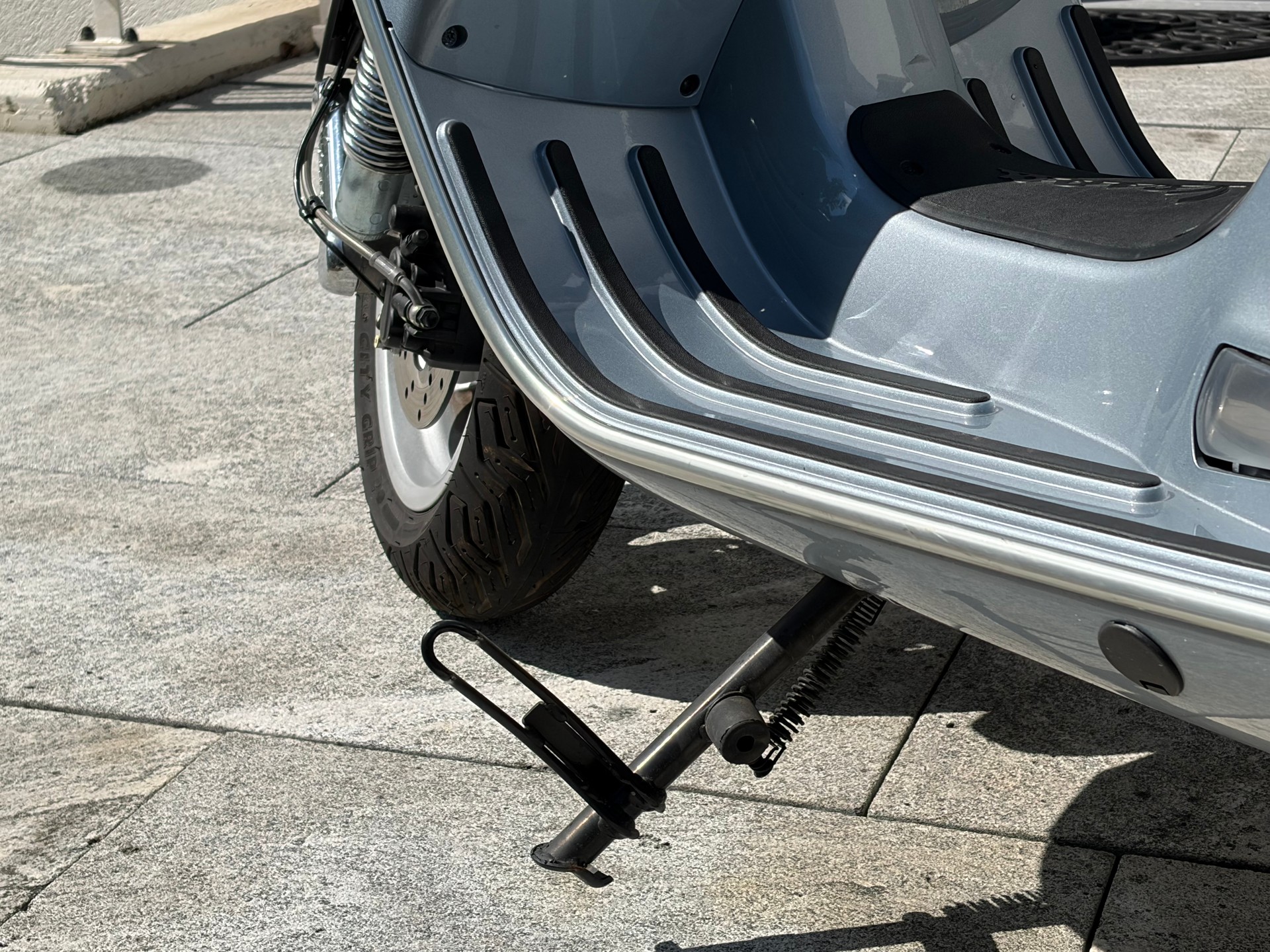 PIAGGIO Vespa GTS 125 ABS-image-7