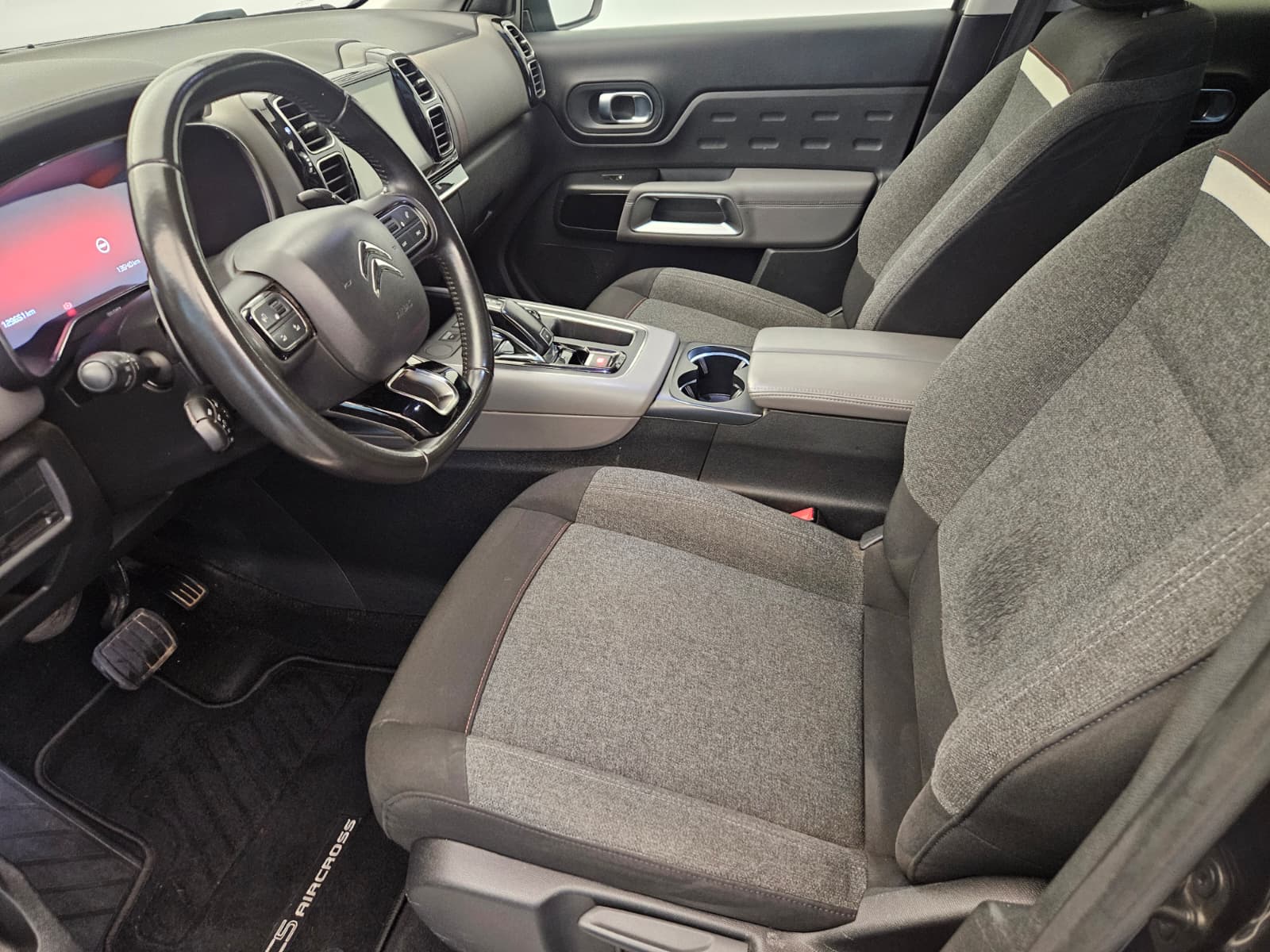 CITROEN C5 Aircross 1.5 BlueHD Feel EAT8-image-10