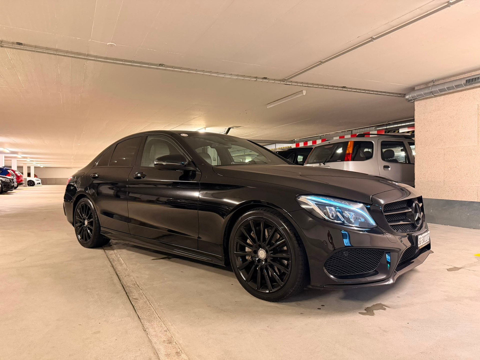MERCEDES-BENZ C 300 AMG Line-image-1