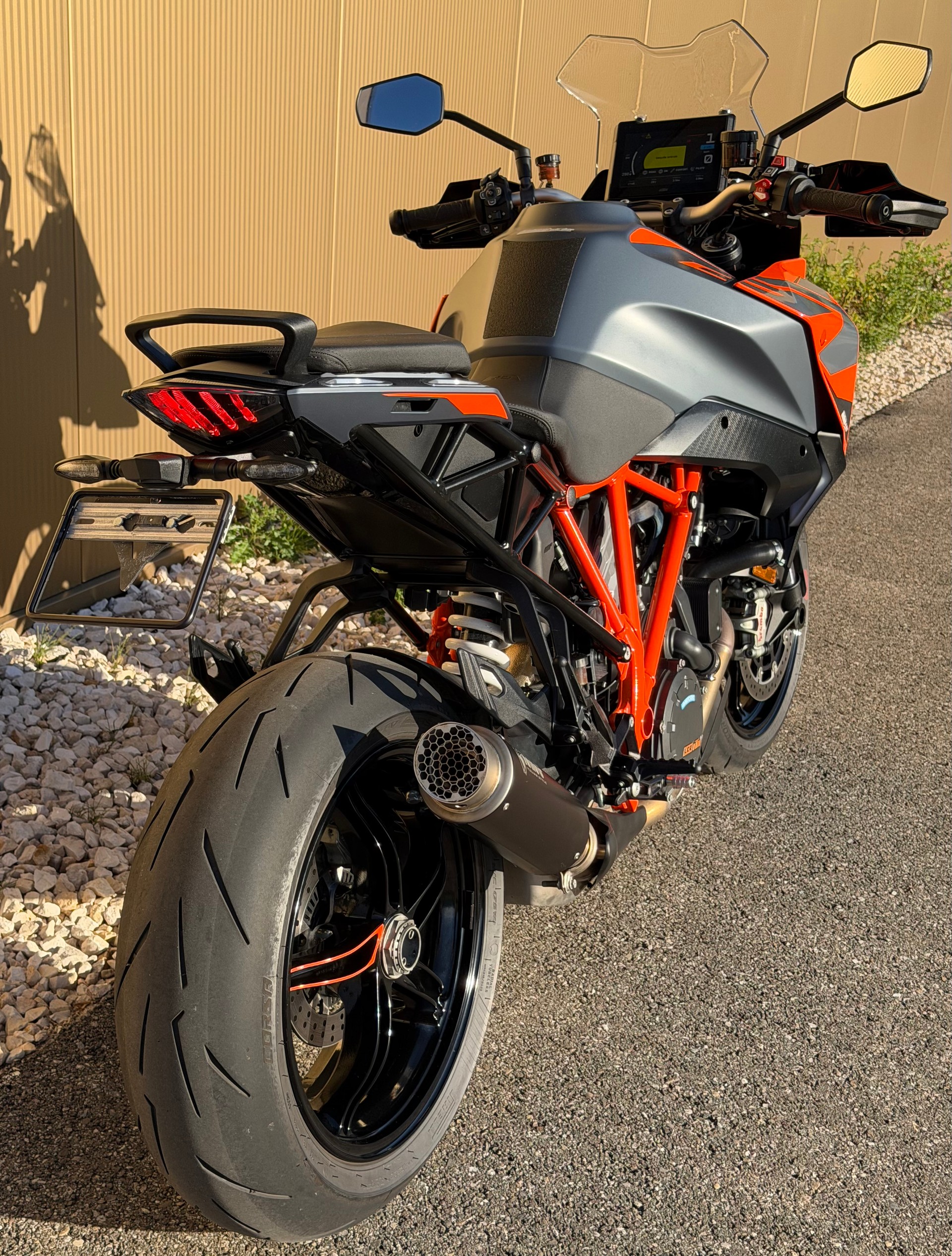 KTM 1290 Super Duke GT-image-5