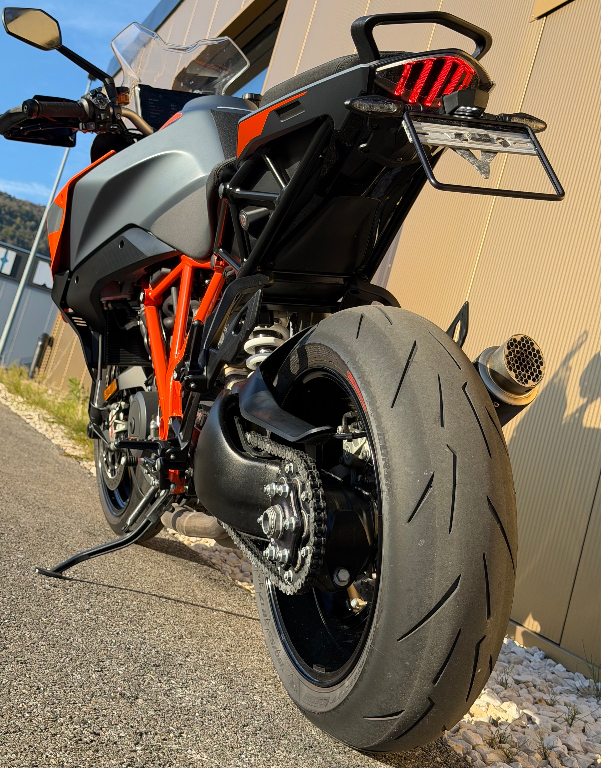 KTM 1290 Super Duke GT-image-12