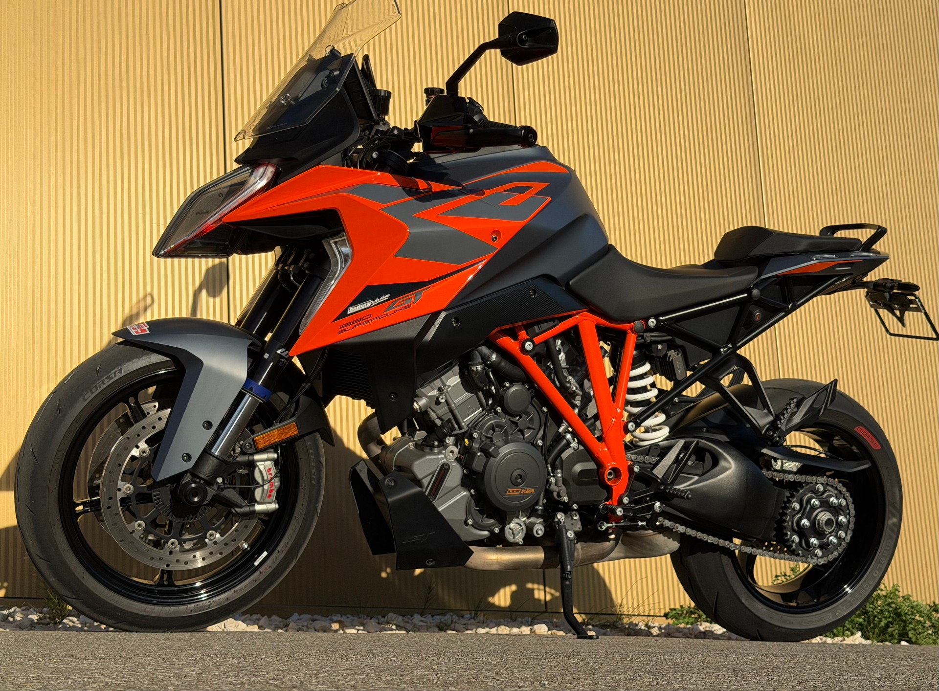 KTM 1290 Super Duke GT-image-9