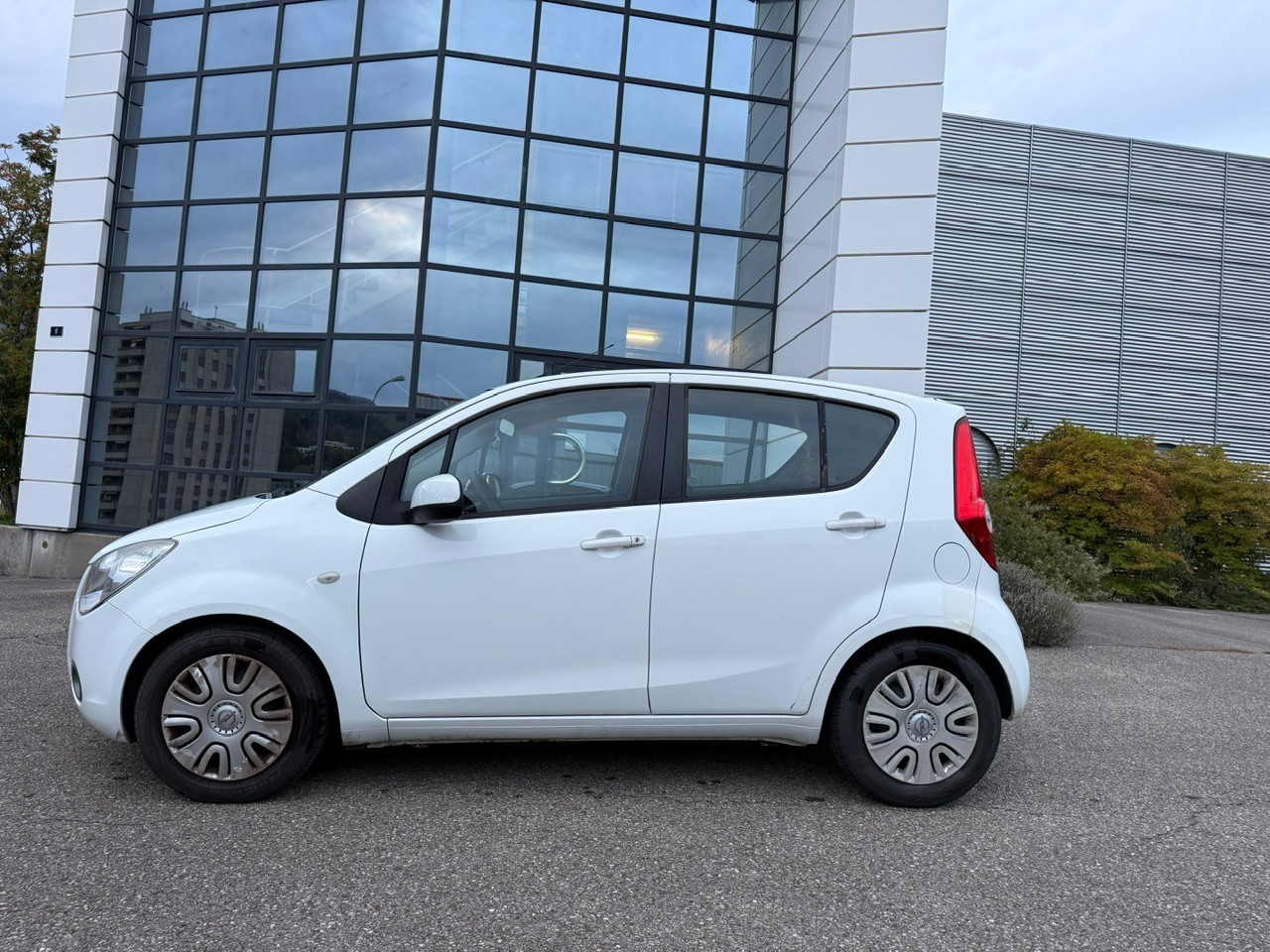 OPEL Agila 1.0 Enjoy-image-3