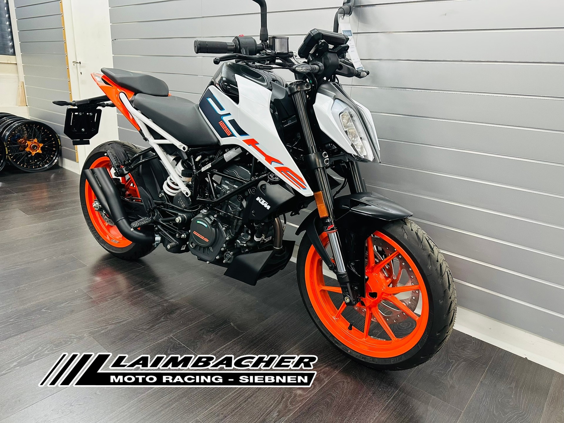 KTM 125 Duke-image-3