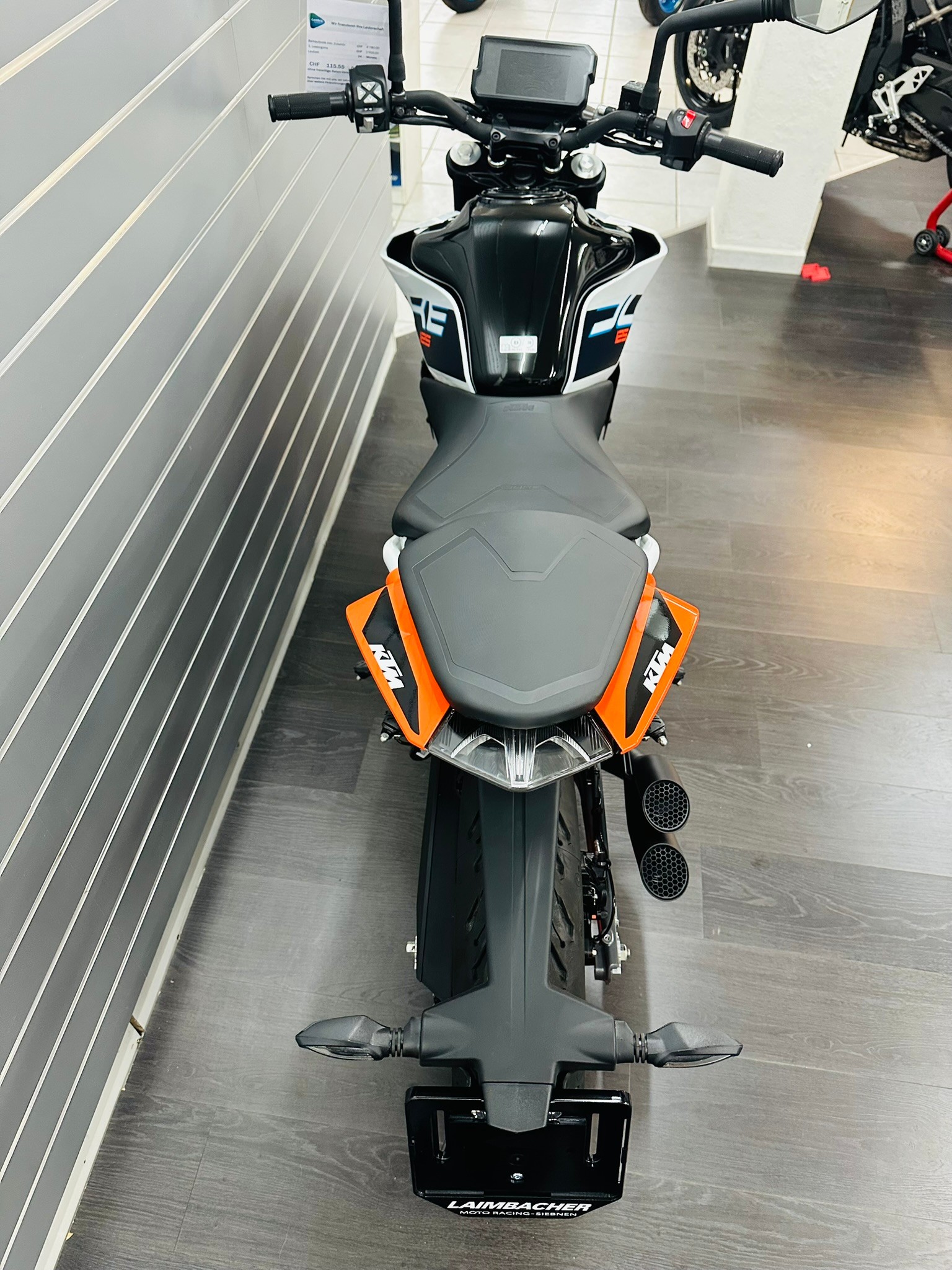 KTM 125 Duke-image-6