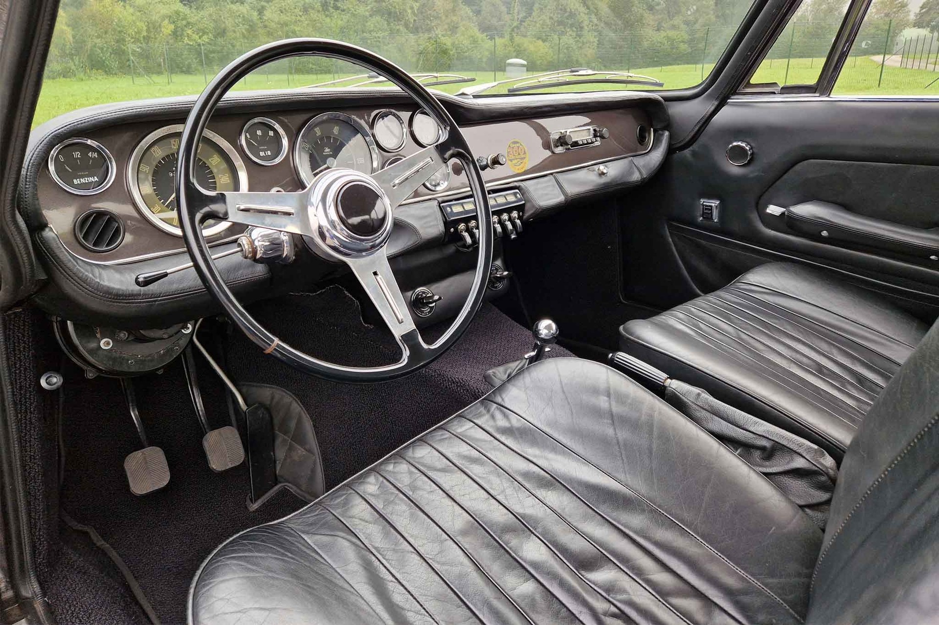 ISO Rivolta 300 GT-image-11