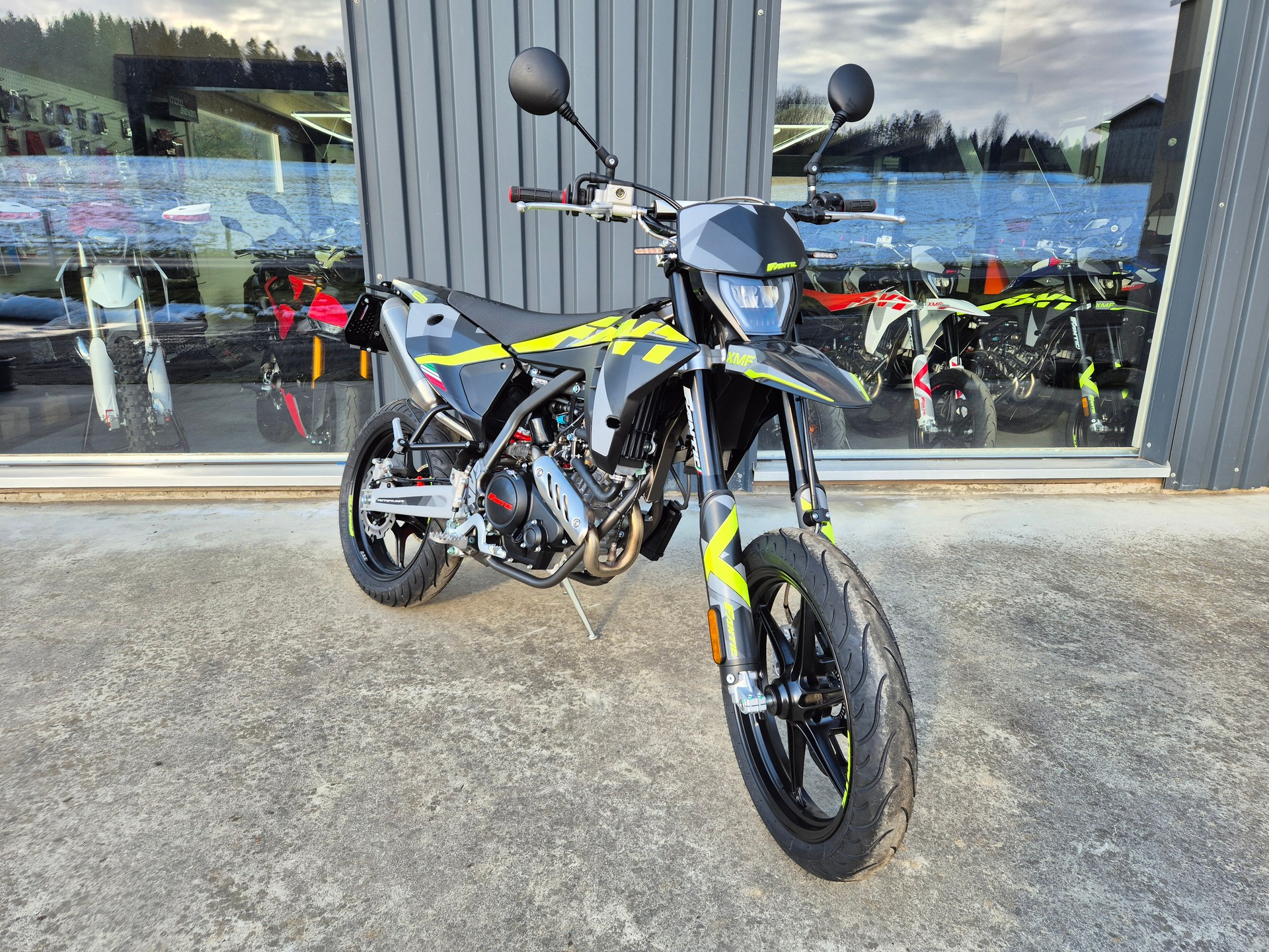 FANTIC XMF 125 Motard