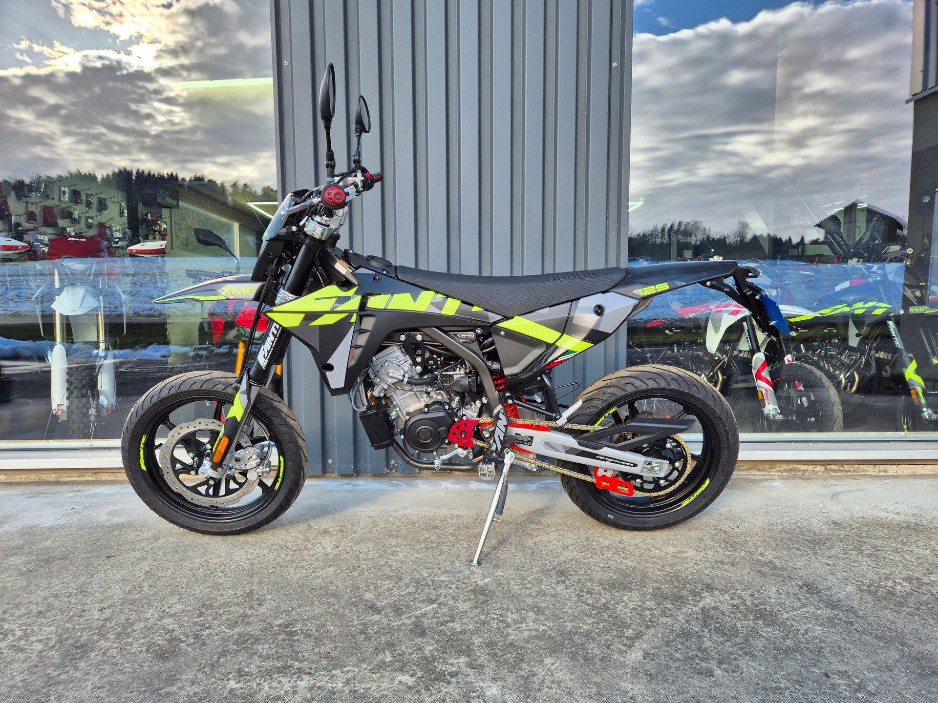 FANTIC XMF 125 Motard-image-3