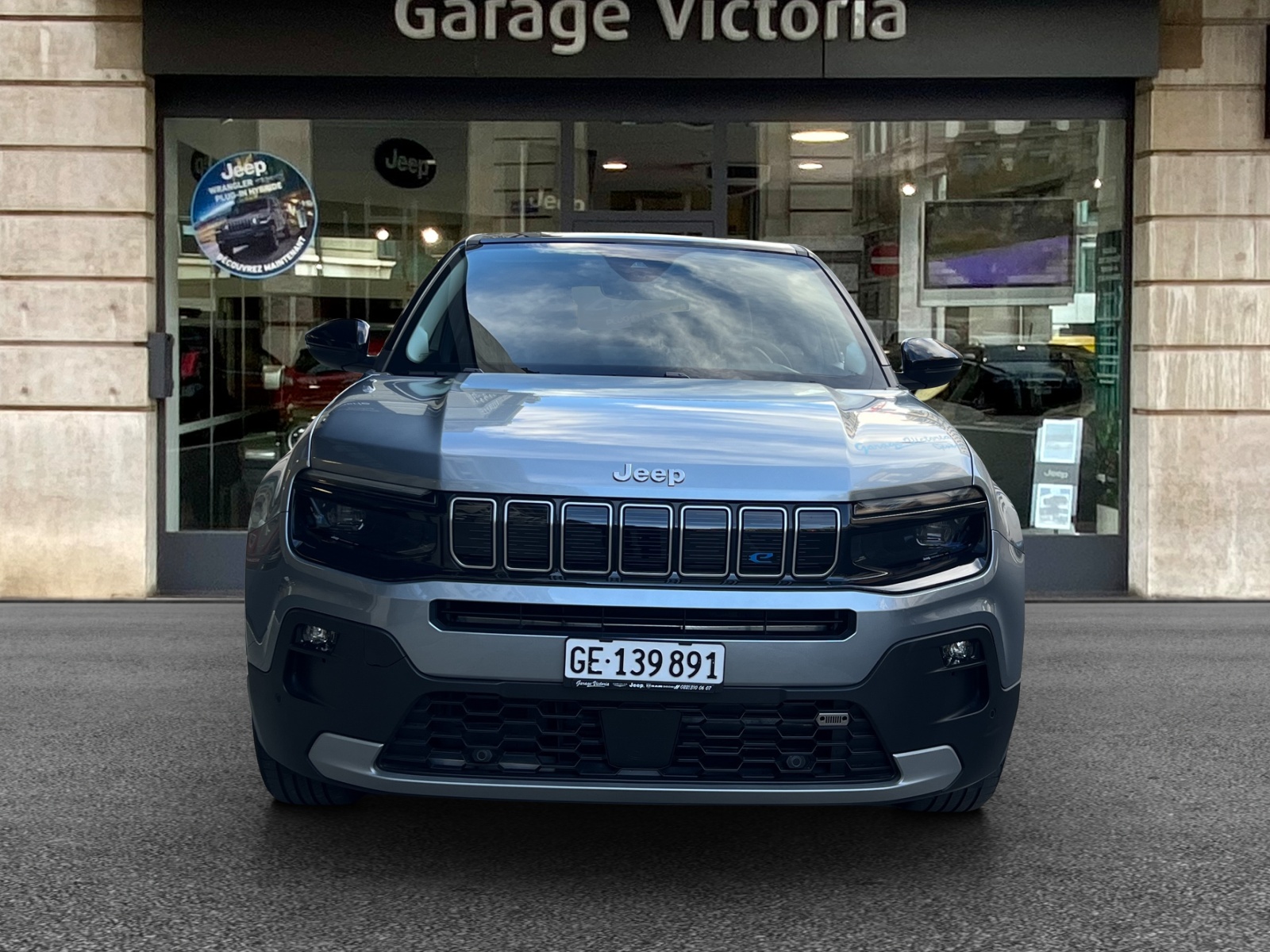 JEEP Avenger 54kWh Summit-showroom-element-1