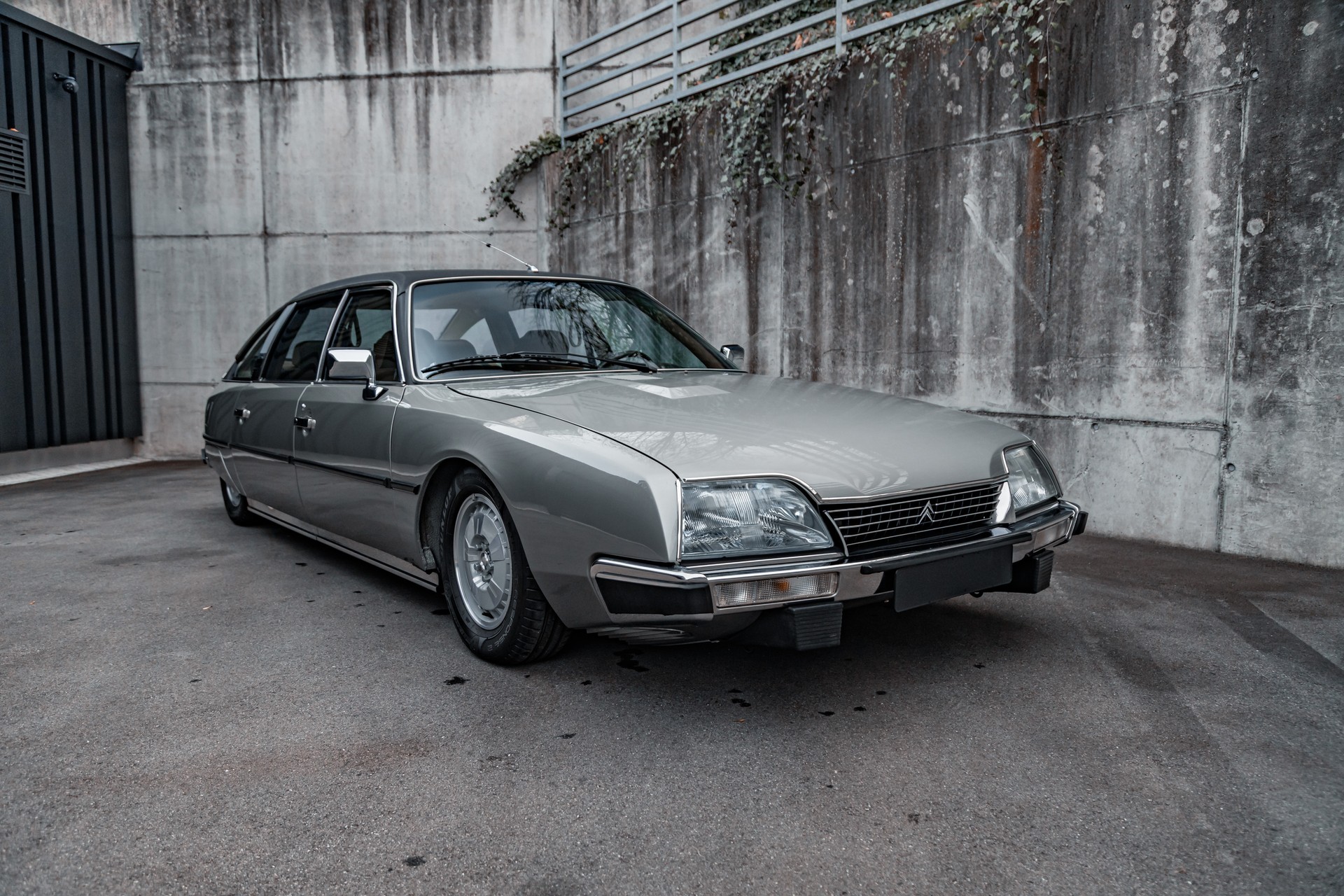 CITROEN CX Sedan 2400 Prestige-image-24