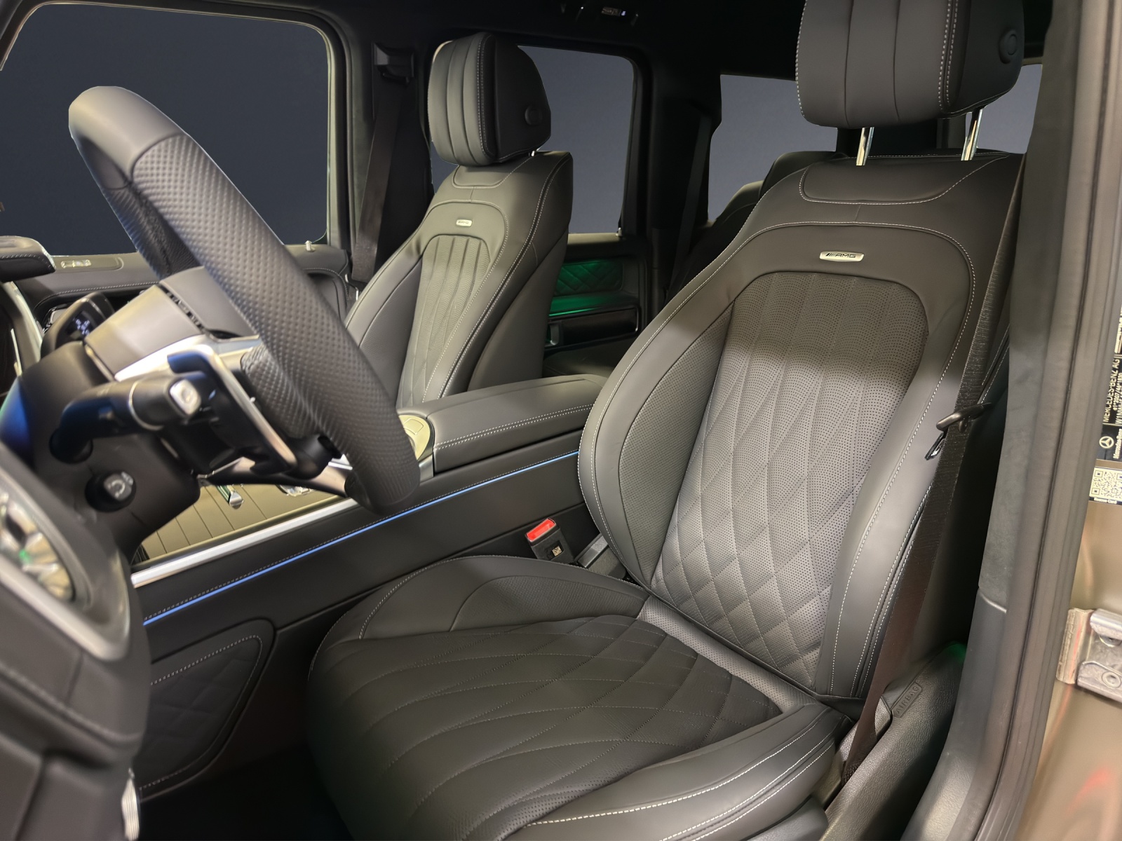 MERCEDES-BENZ G 63 AMG-image-14