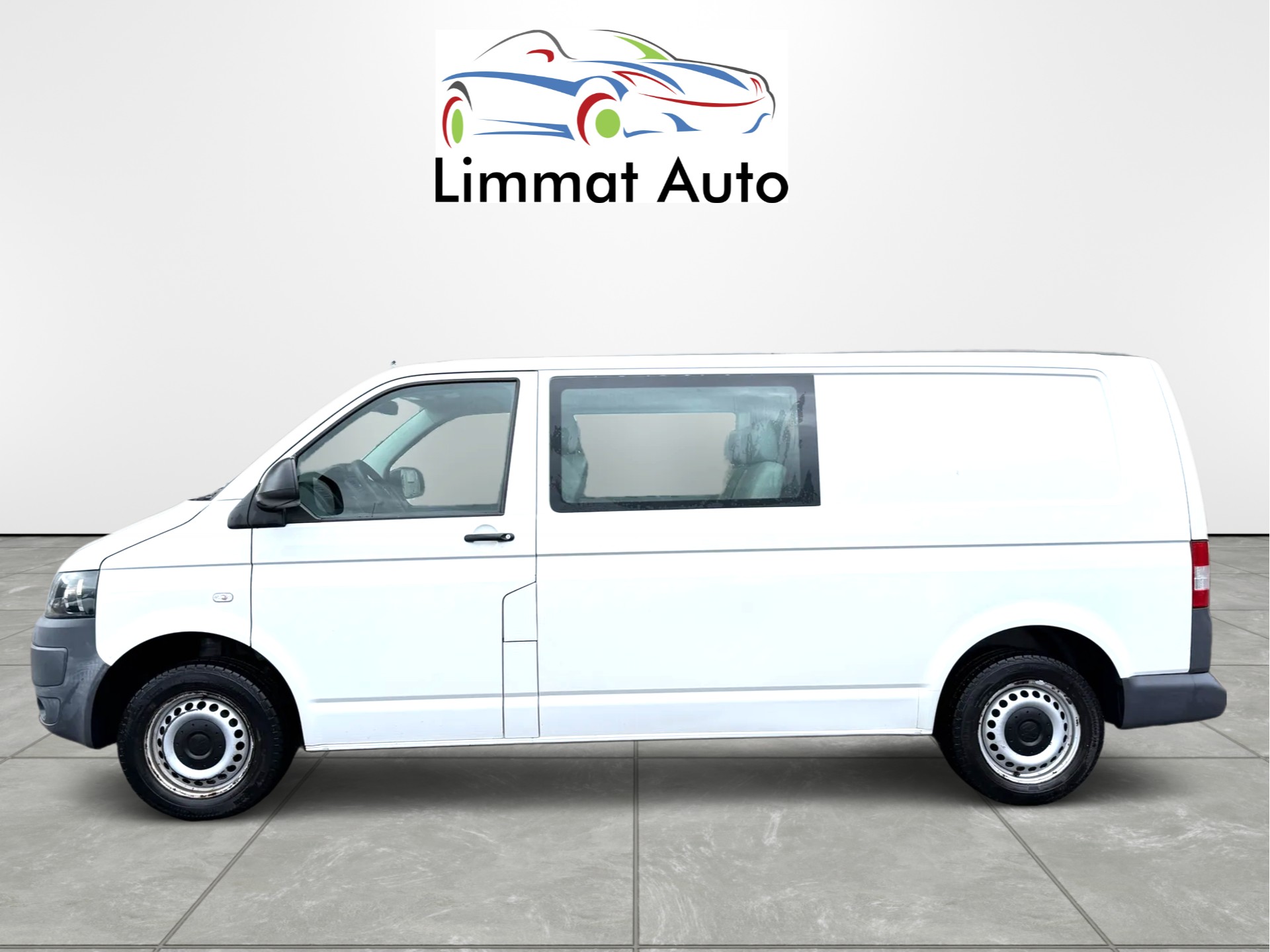 VW T5 2.0 TDI 6 Plätze-image-2
