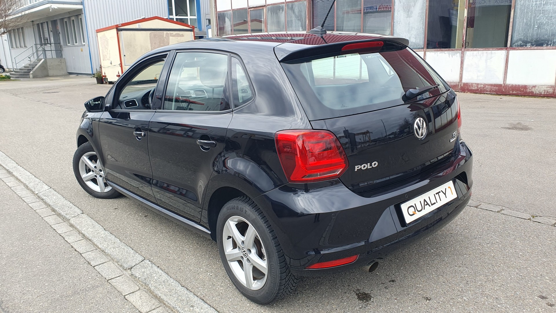 VW Polo 1.2 TSI BMT Lounge DSG-image-8