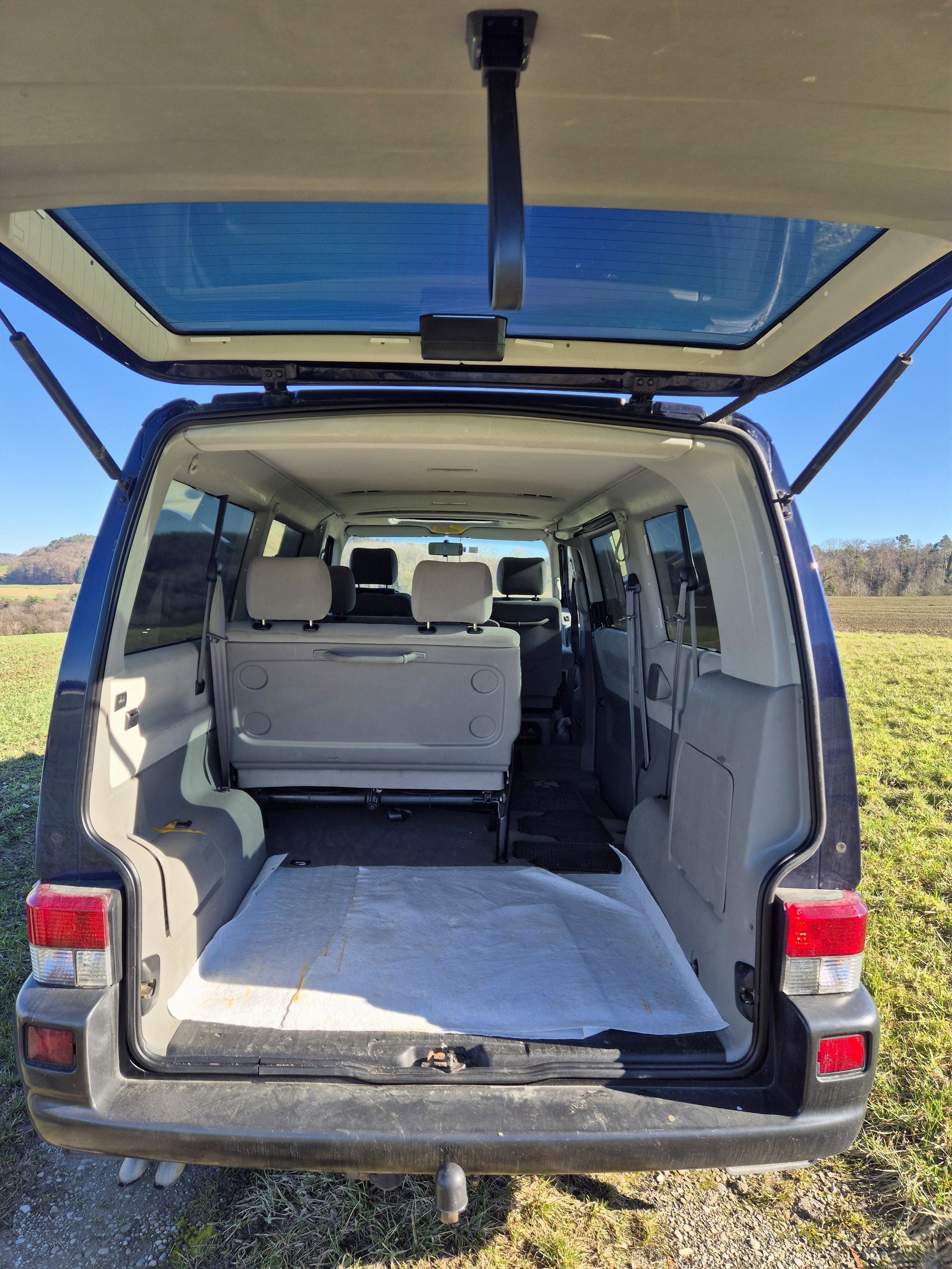VW T4 Caravelle 2.5TDI ABS-image-16