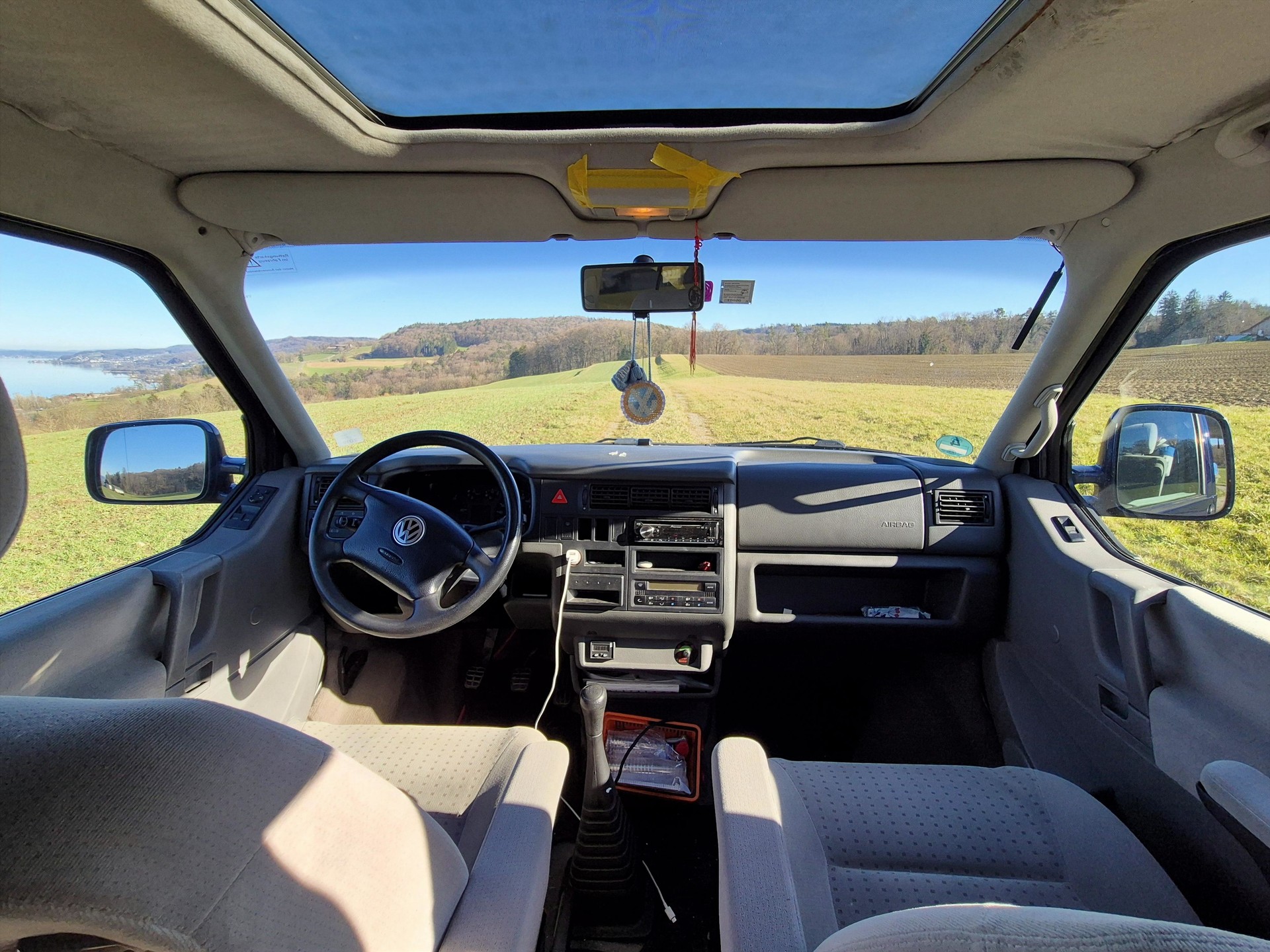 VW T4 Caravelle 2.5TDI ABS-image-10