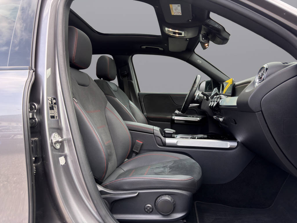 MERCEDES-BENZ GLB 220 d AMG Line 4matic-image-14