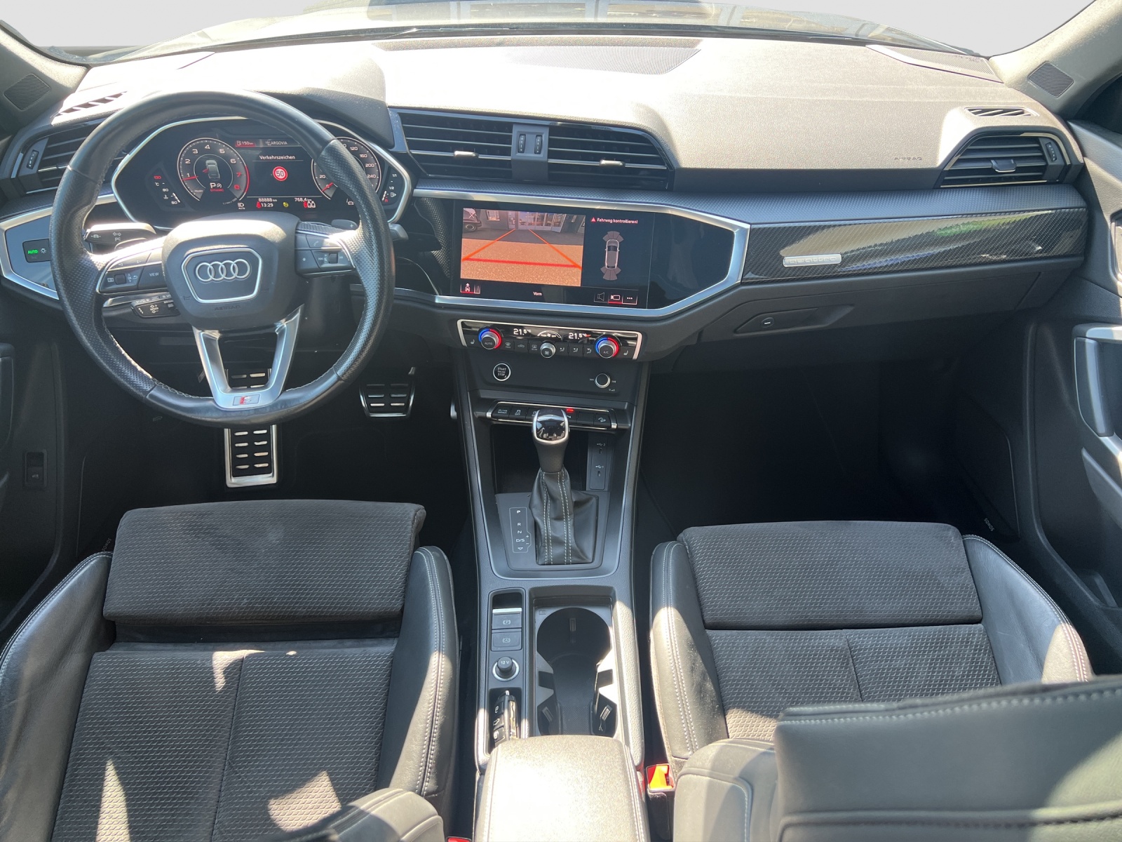 AUDI Q3 Sportback 2.0 45 TFSI S line quattro S-Tronic-image-7