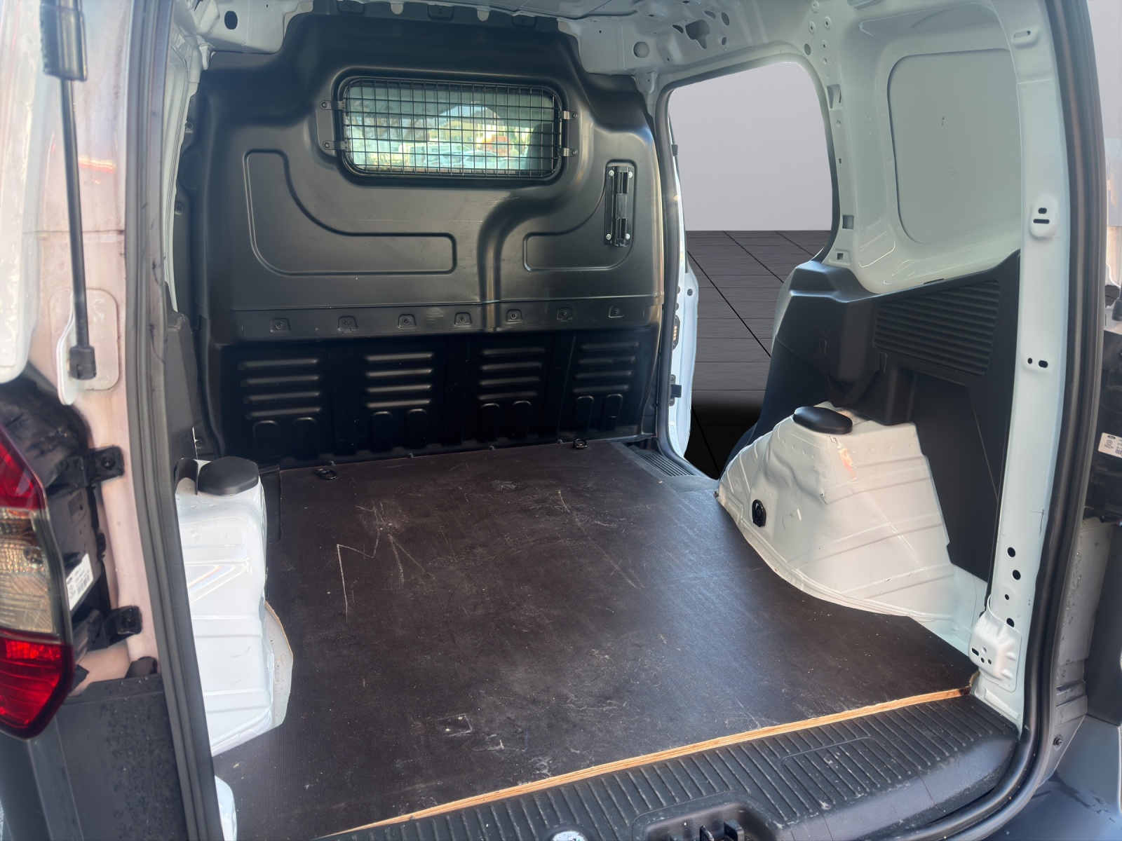 FORD Transit Courier Van 1.5 EcoBlue Basis-image-14