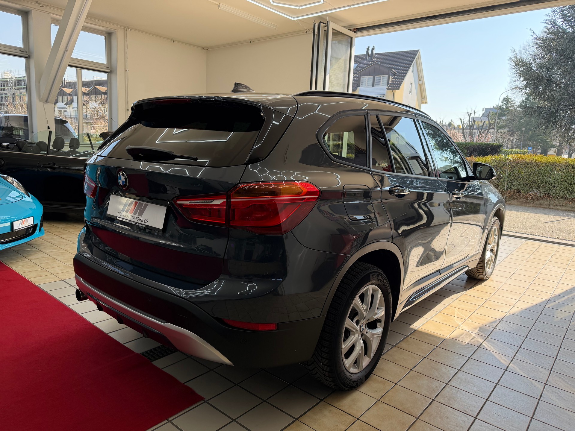 BMW X1 xDrive 18d Sport Line Steptronic-showroom-element-2