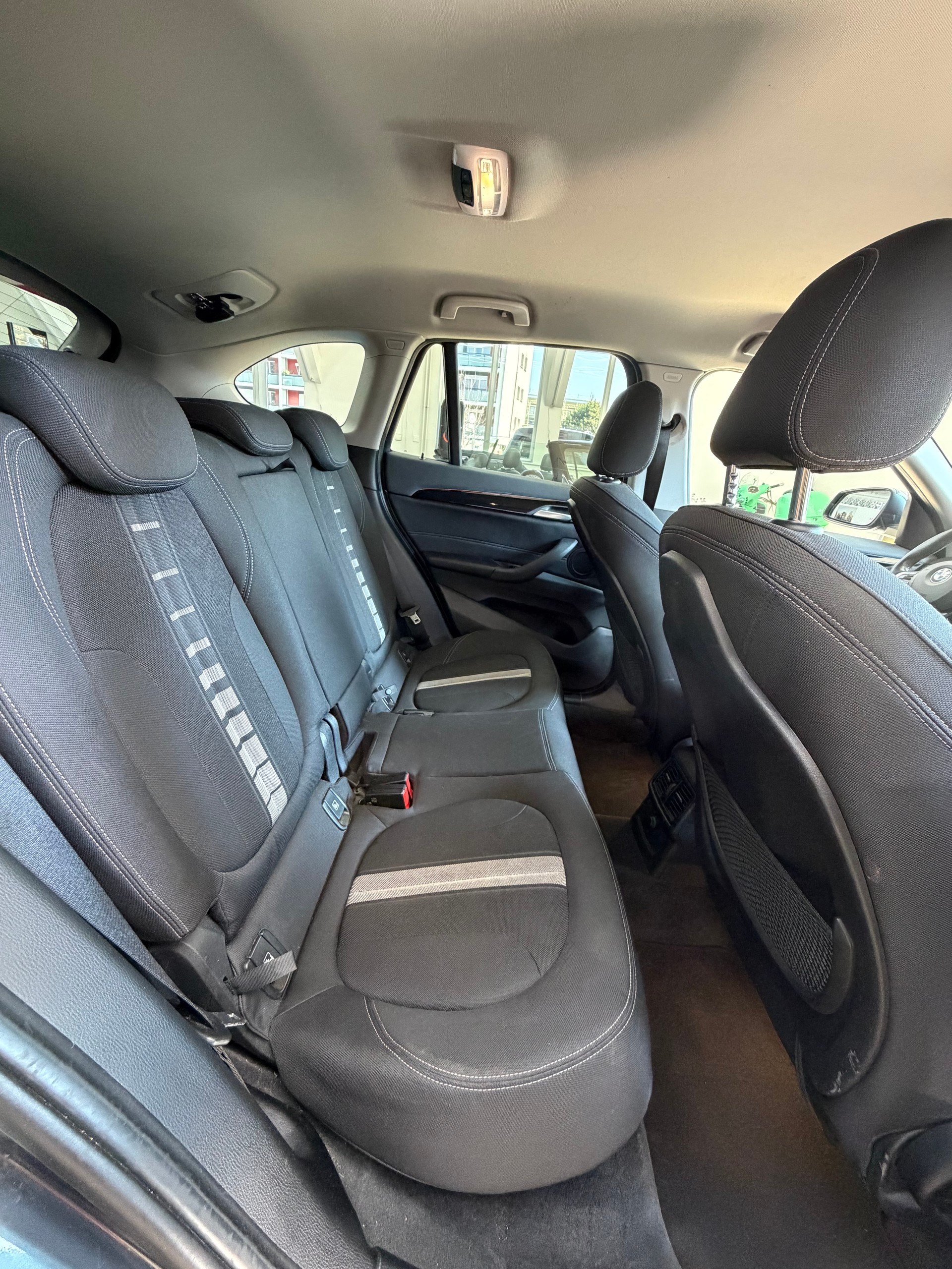 BMW X1 xDrive 18d Sport Line Steptronic-image-8
