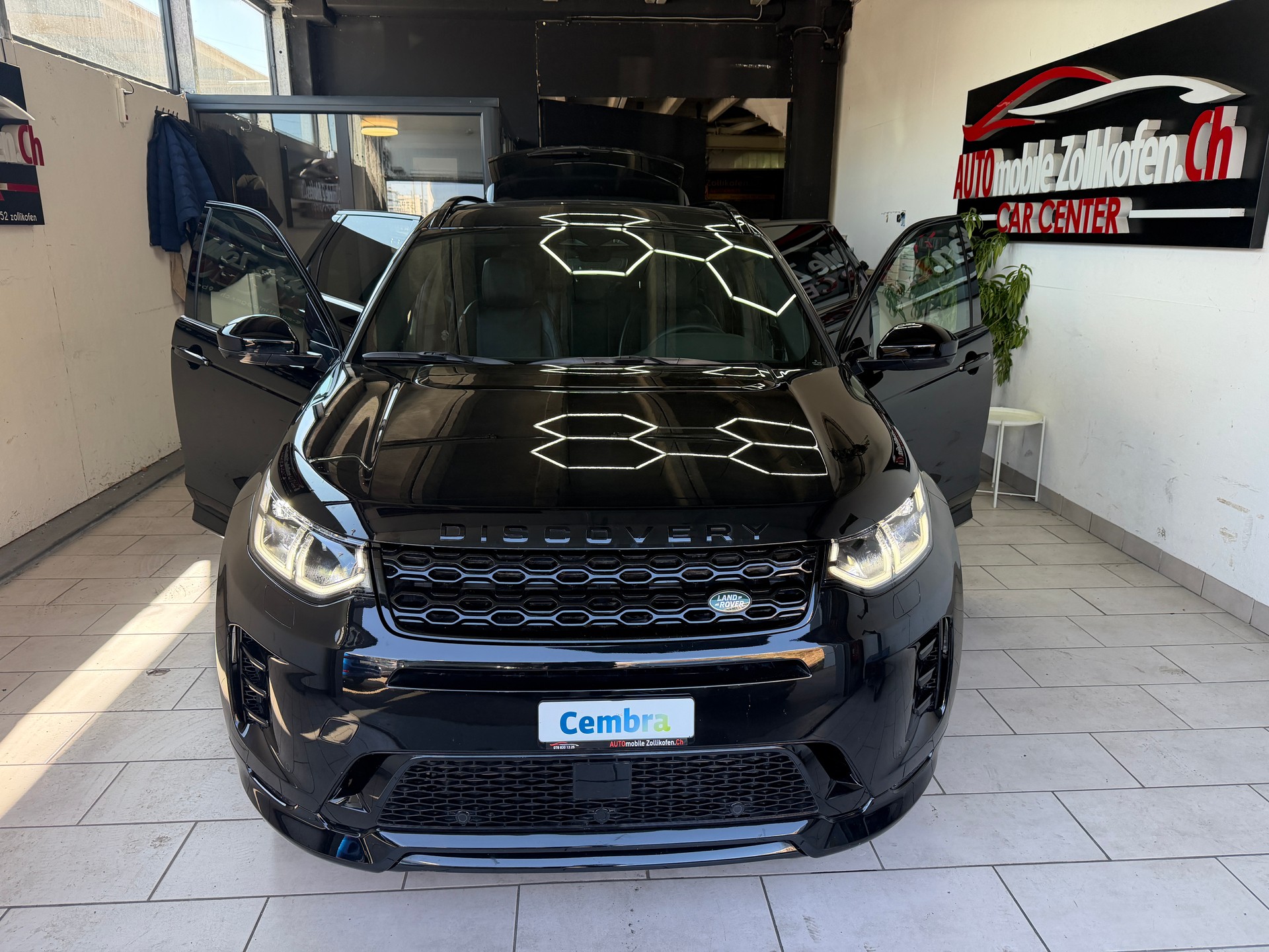 LAND ROVER Discovery Sport R Dyn P250 2.0 Si4 MHEV SE AT9-image-6