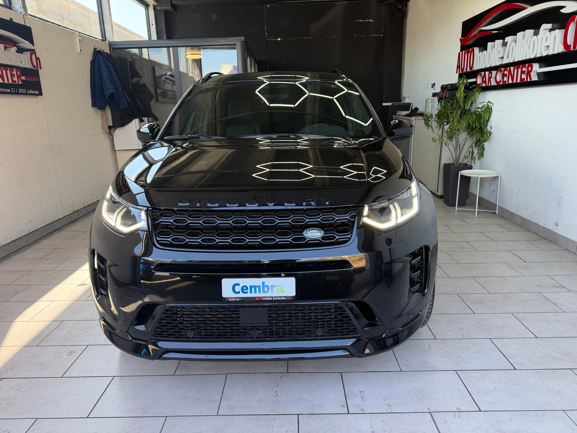 LAND ROVER Discovery Sport R Dyn P250 2.0 Si4 MHEV SE AT9-image-1