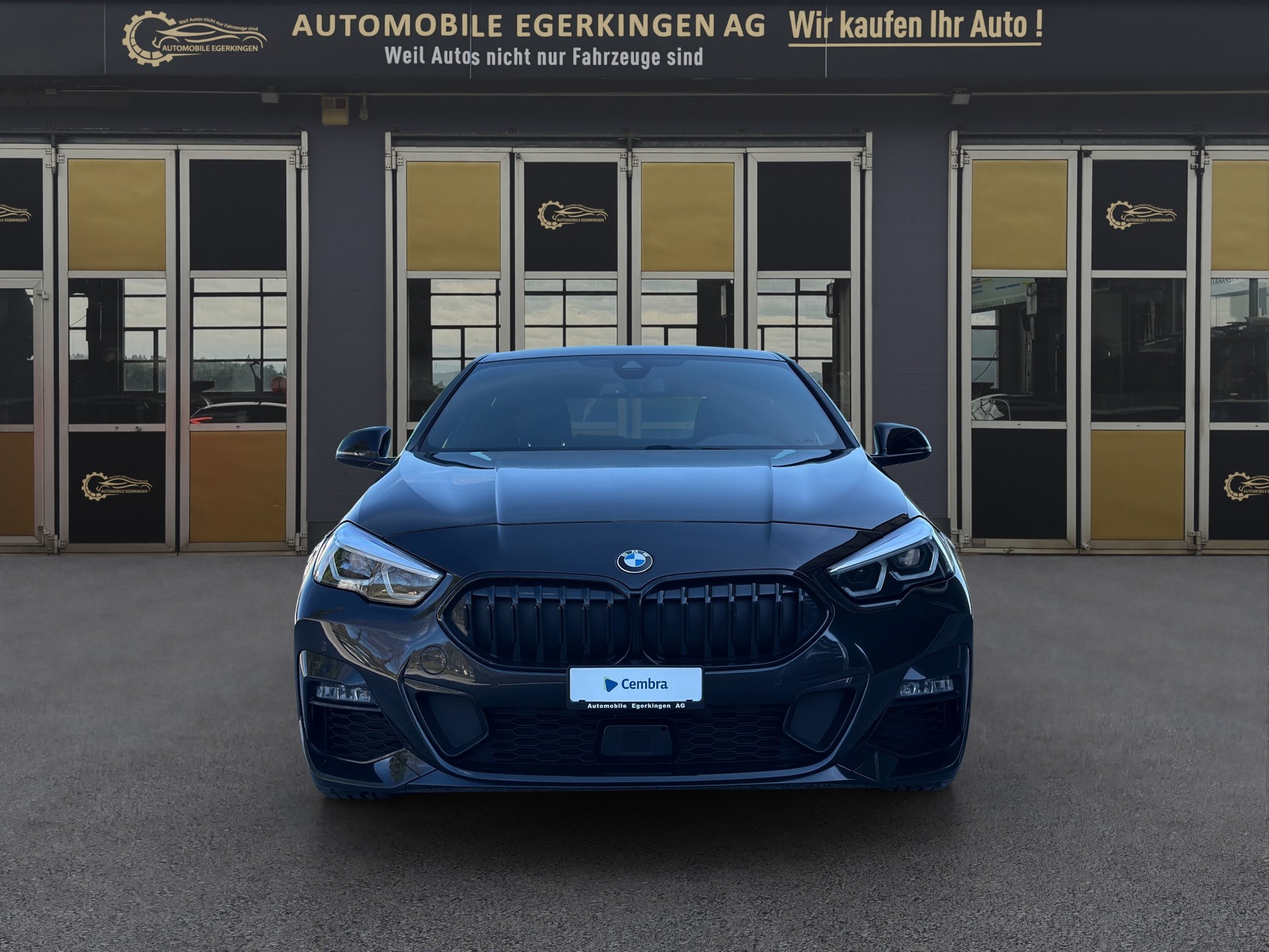 BMW 218i Gran Coupé M Sport-showroom-element-1
