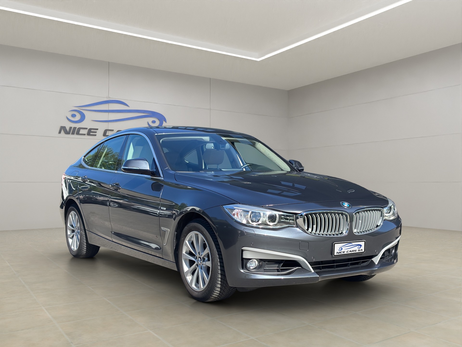 BMW 328i GT xDrive Modern Line Steptronic-showroom-element-1