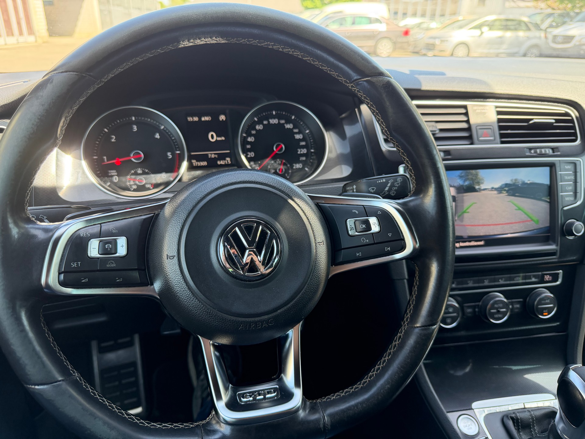 VW Golf 2.0 TDI GTD DSG-image-6