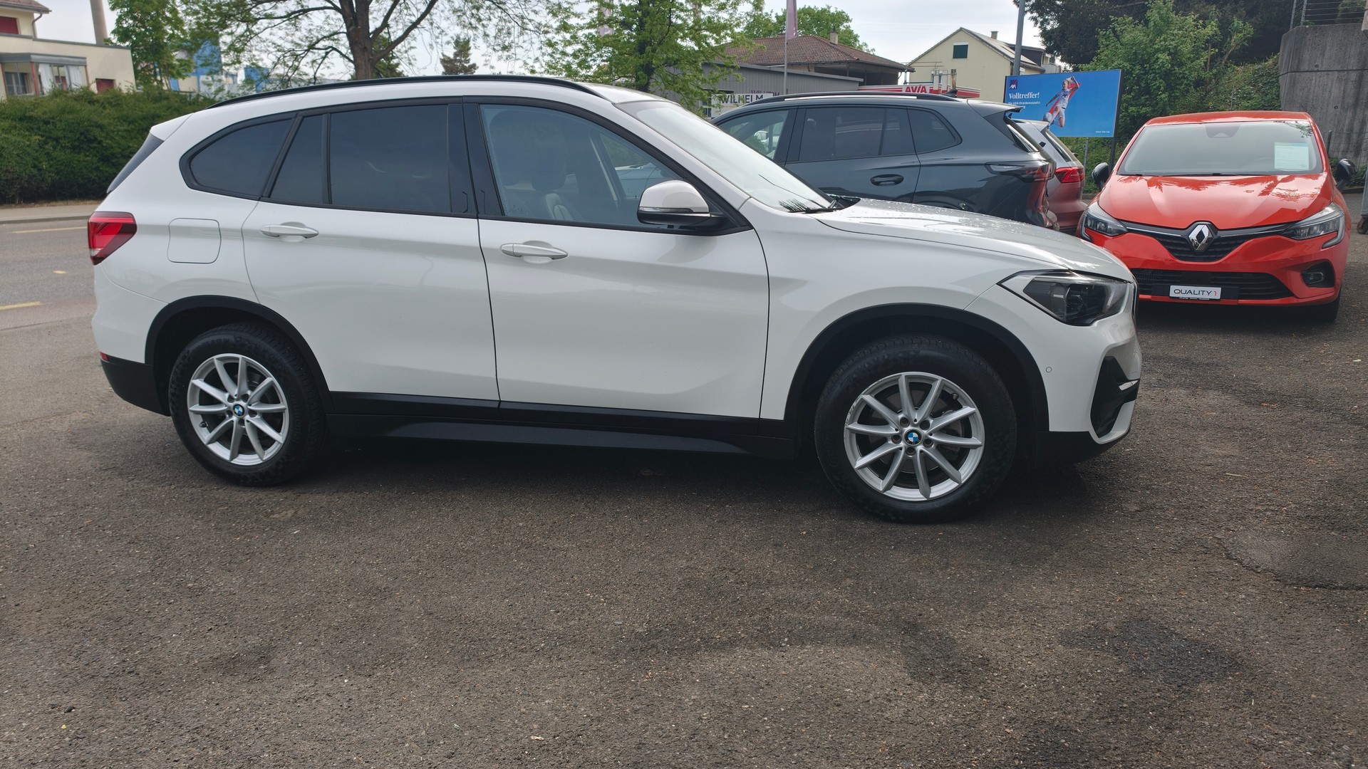 BMW X1 sDrive 18d xLine Steptronic-showroom-element-2