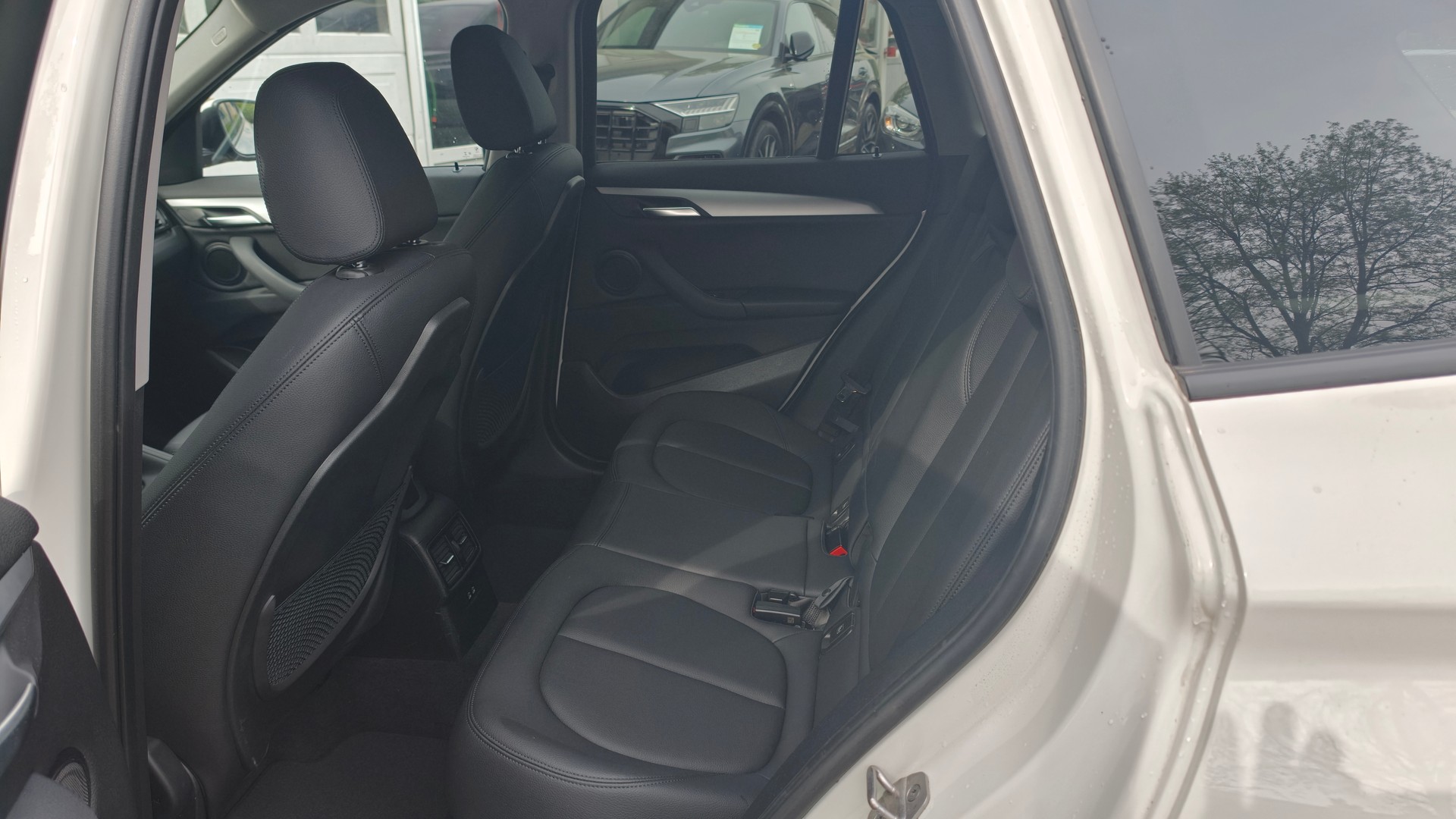 BMW X1 sDrive 18d xLine Steptronic-image-7