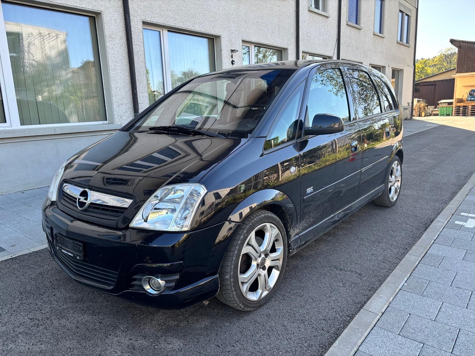 OPEL Meriva 1.6i-16 TP (Essentia)