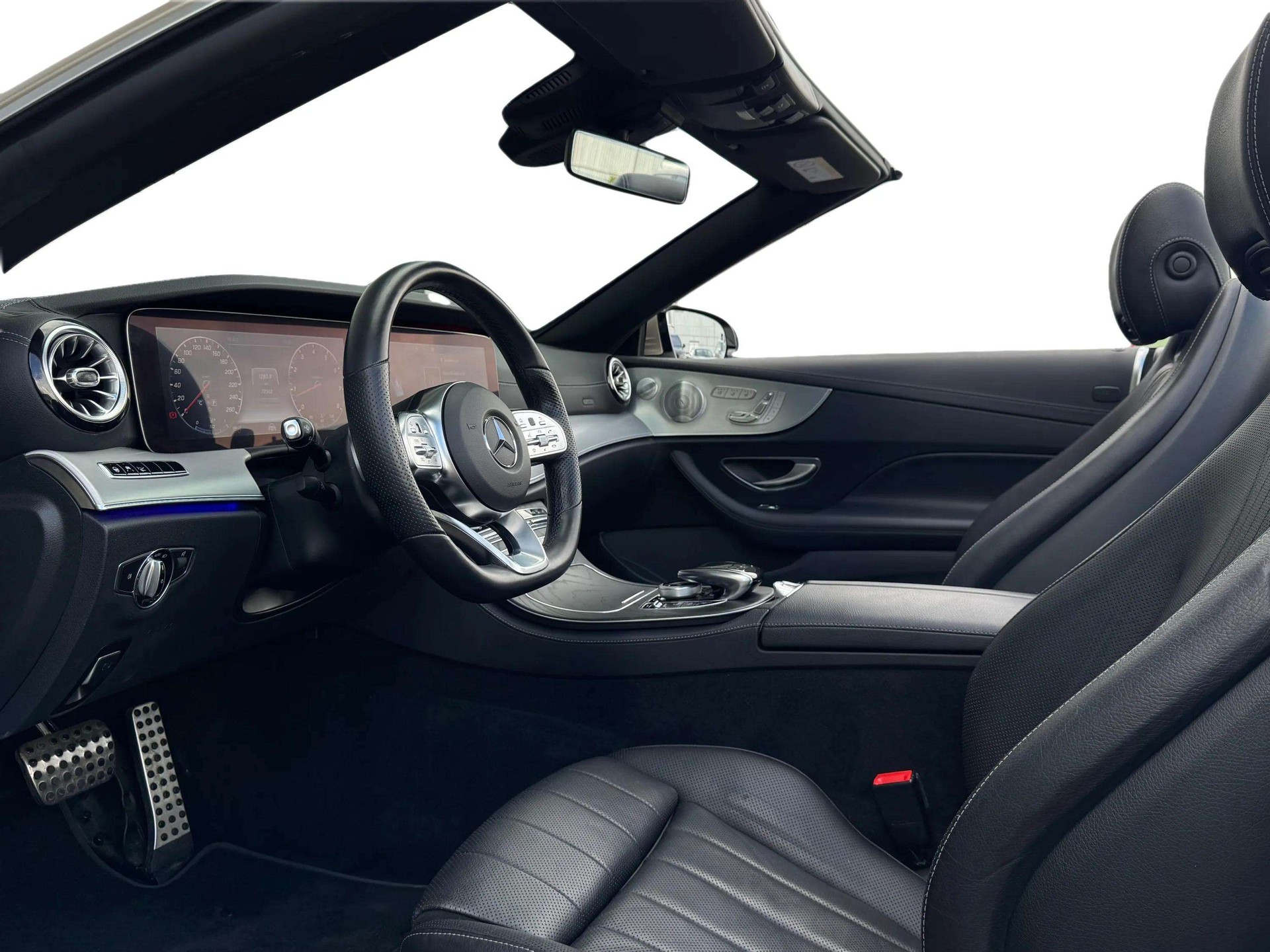 MERCEDES-BENZ E 450 Cabriolet AMG Line 4 Matic 9G-Tronic-image-10