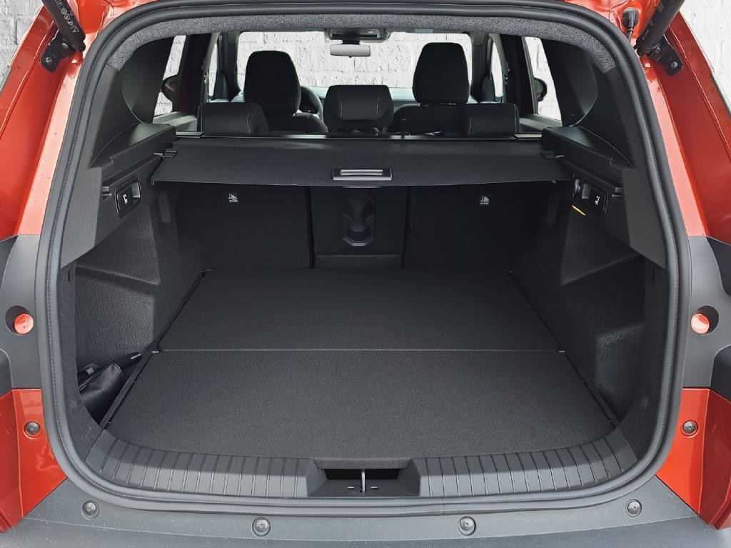 DACIA Bigster 1.8 Hybrid Journey-image-11