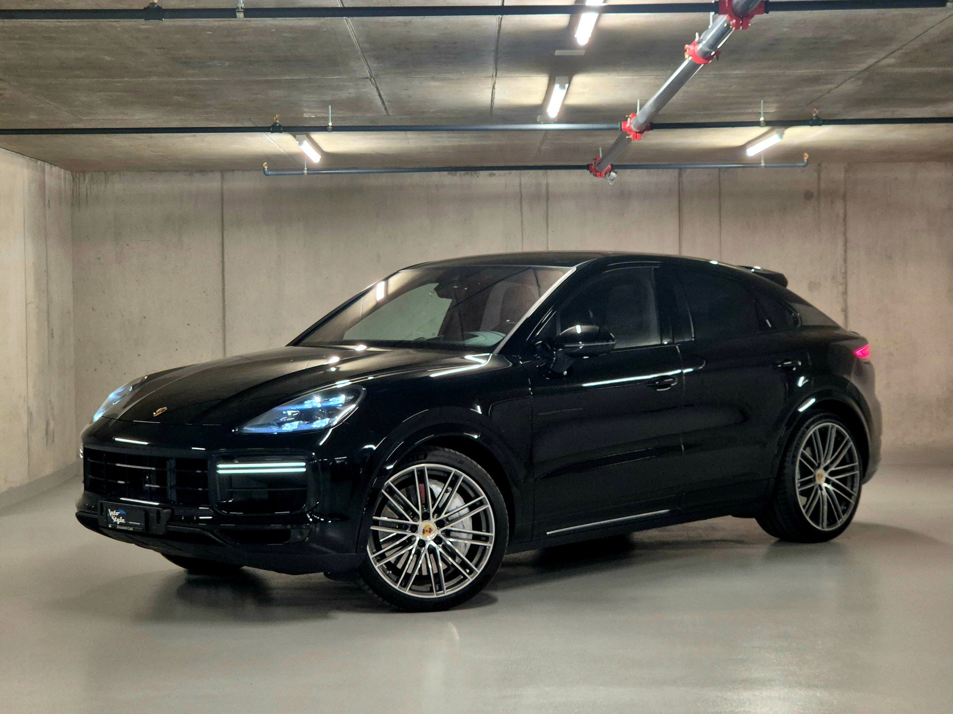 PORSCHE Cayenne Turbo Coupé-showroom-element-2