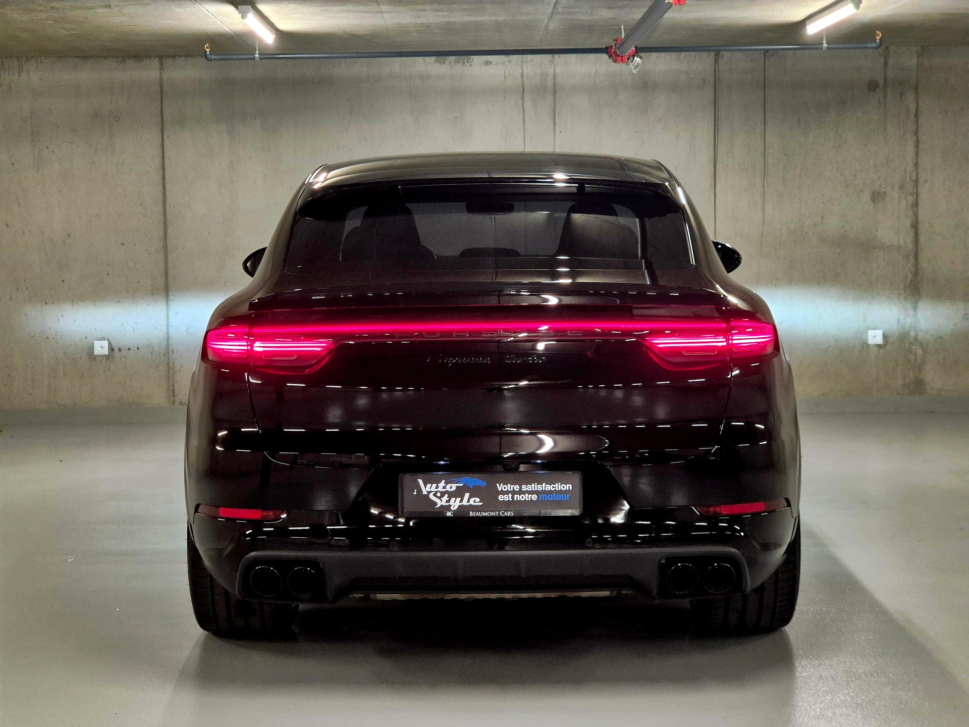 PORSCHE Cayenne Turbo Coupé-image-6