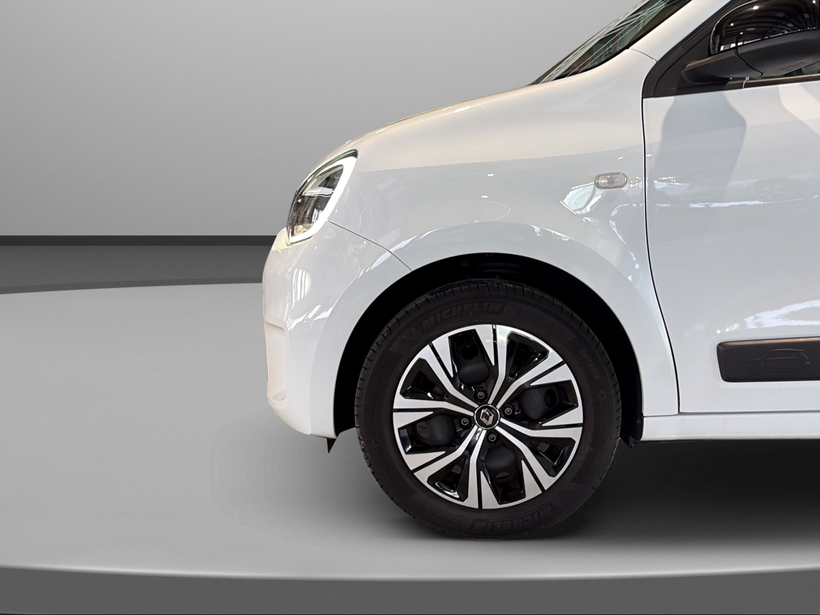 RENAULT Twingo SCe 65 Zen-image-14