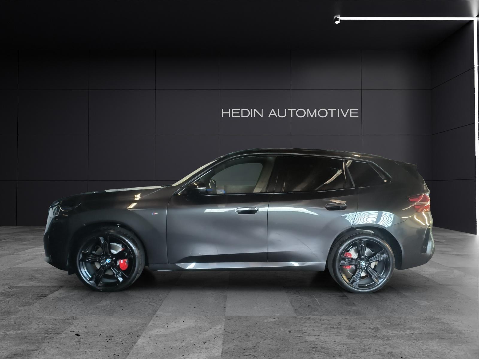 BMW X3 20d xDrive-showroom-element-1